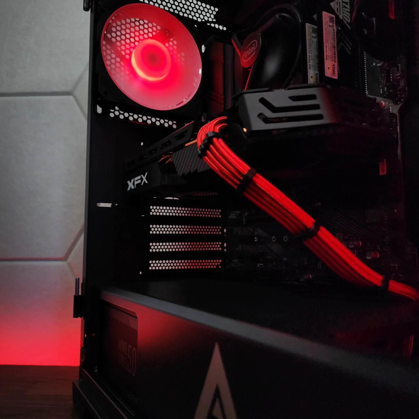 ❤️🖤❤️ RX 580 8GB // Core i3 10100F // 16GB 3600MHz // 500GB NVMe Gen4