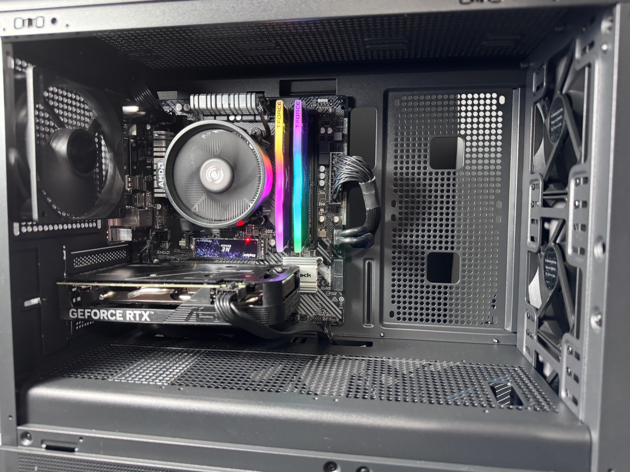 🪵WOODLAND🪵 Gaming PC | AMD Ryzen 5 3600 | 16GB | RTX 4060 | 1TB SSD | Win11 | Wi-Fi