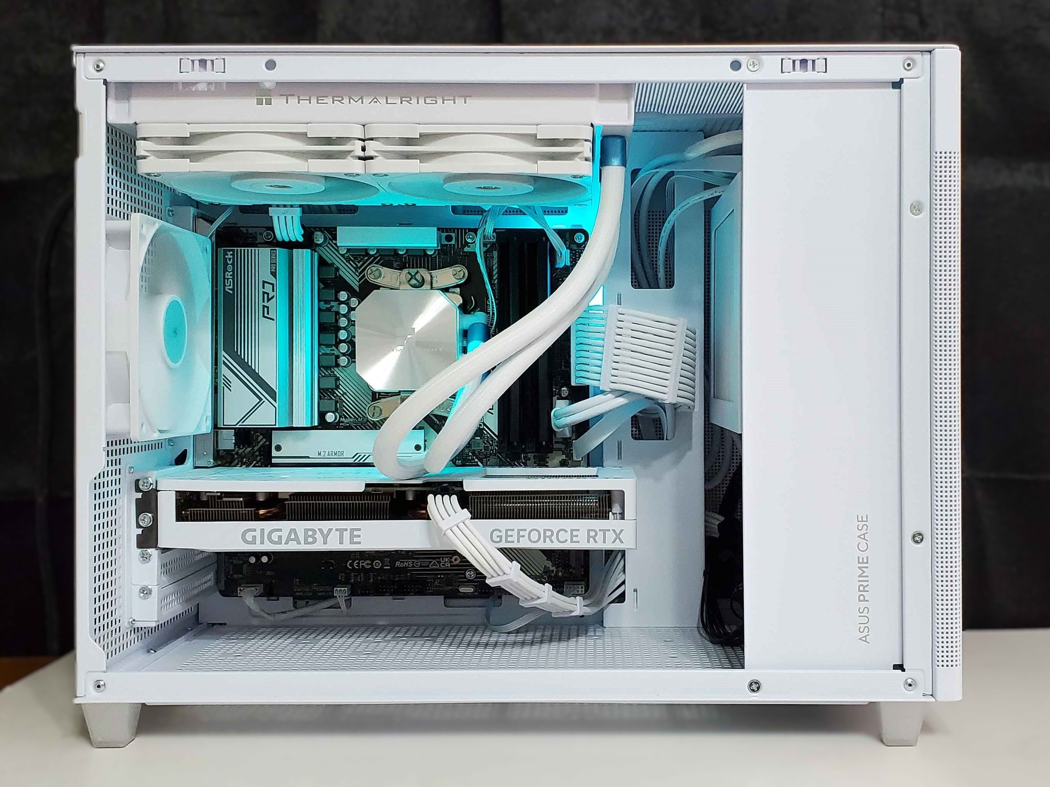 Iceberg🧊|RTX 4060Ti, 7600X White Gaming PC