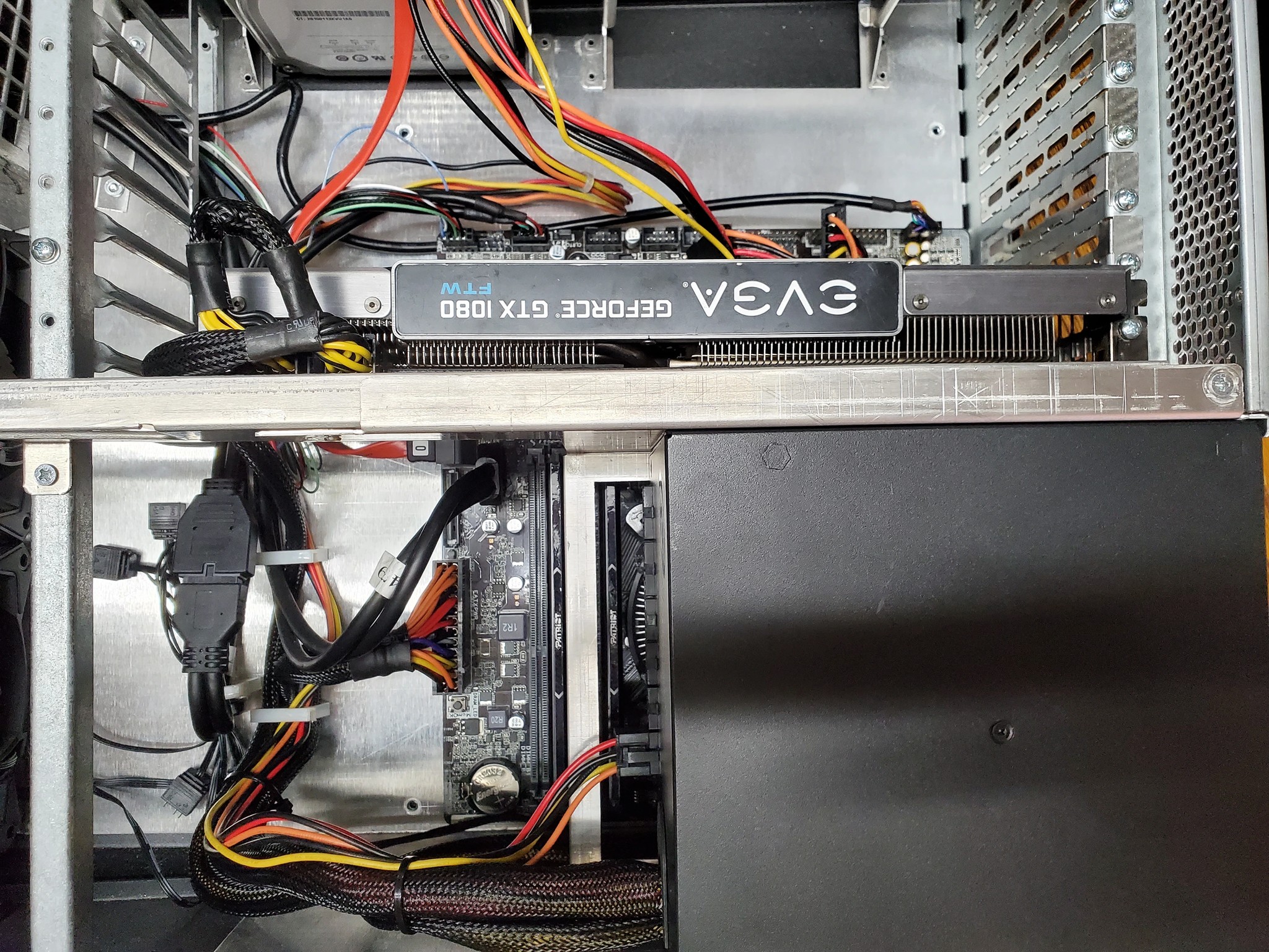 GAMING PC i7 16gb evga 1080 8gb 512gb m.2 500gb hdd