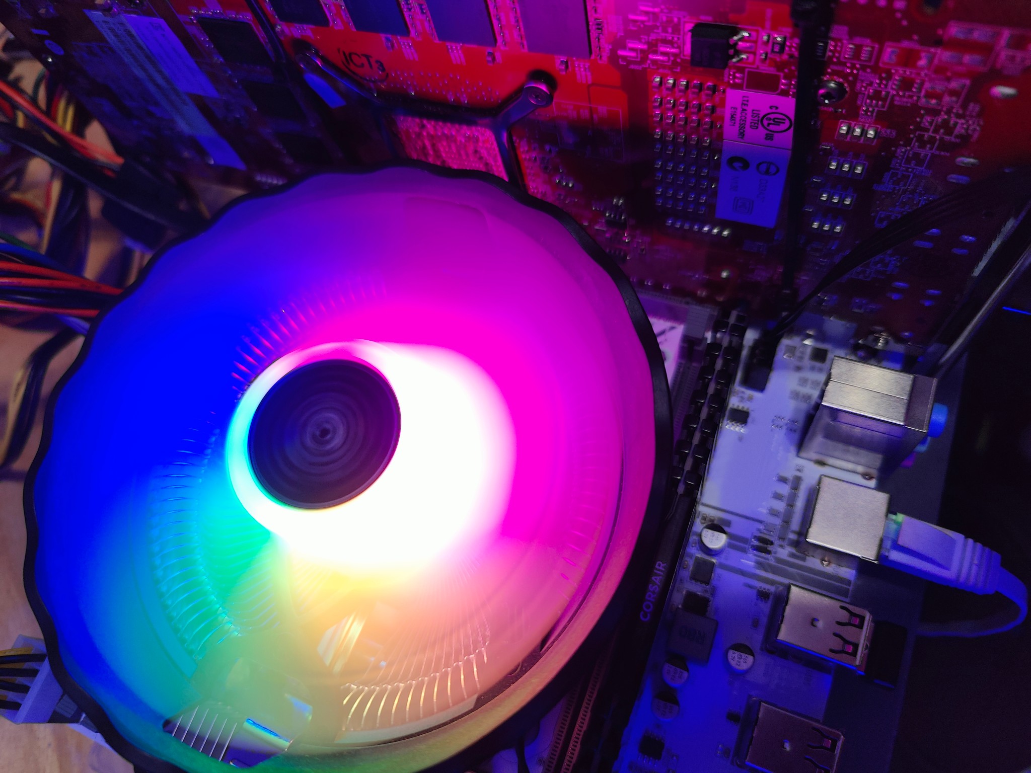 Open Air Xeon 16C 32T E5 2683V4 8GB DDR4 64GB M.2 SATA SSD AMD Firepro S7000 GDDR5 Windows PC