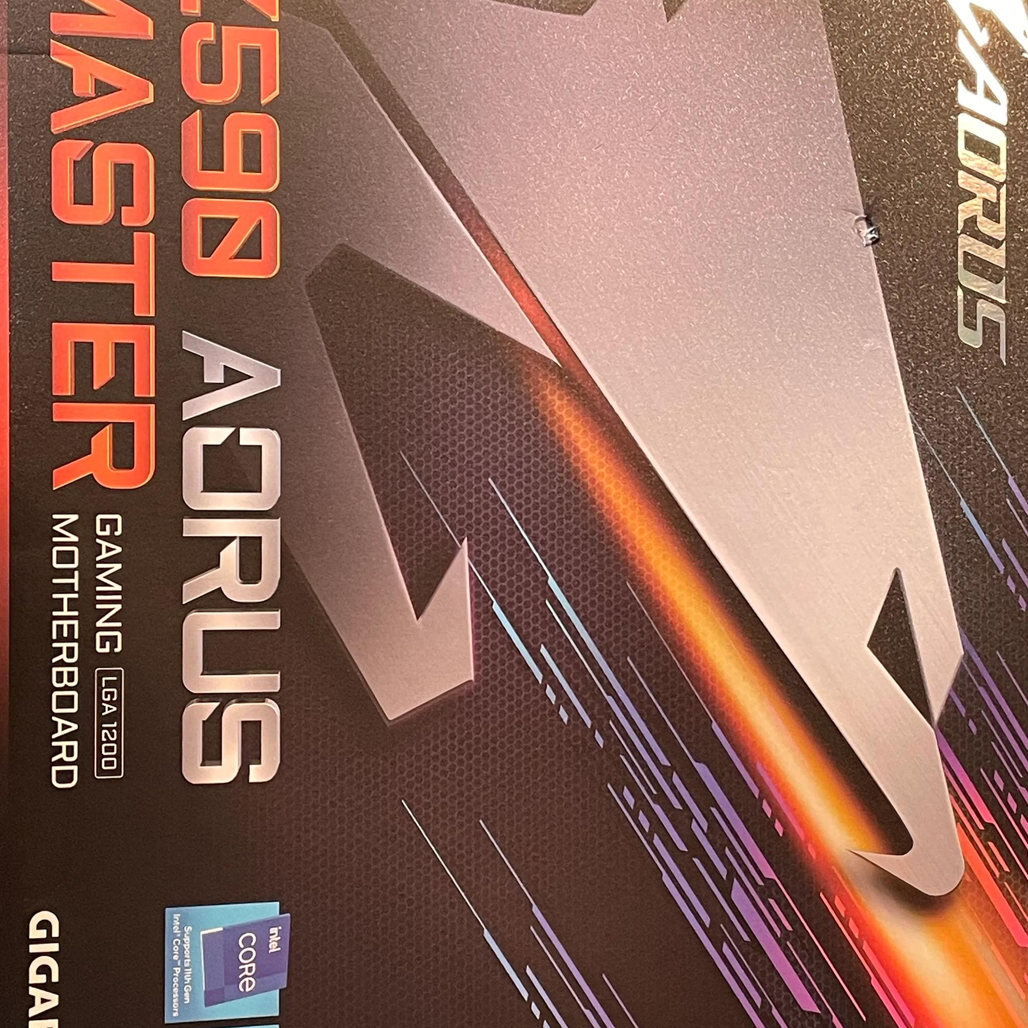 *New* GIGABYTE Z590 AORUS Master LGA 1200/Intel Z590 Gaming Motherboard