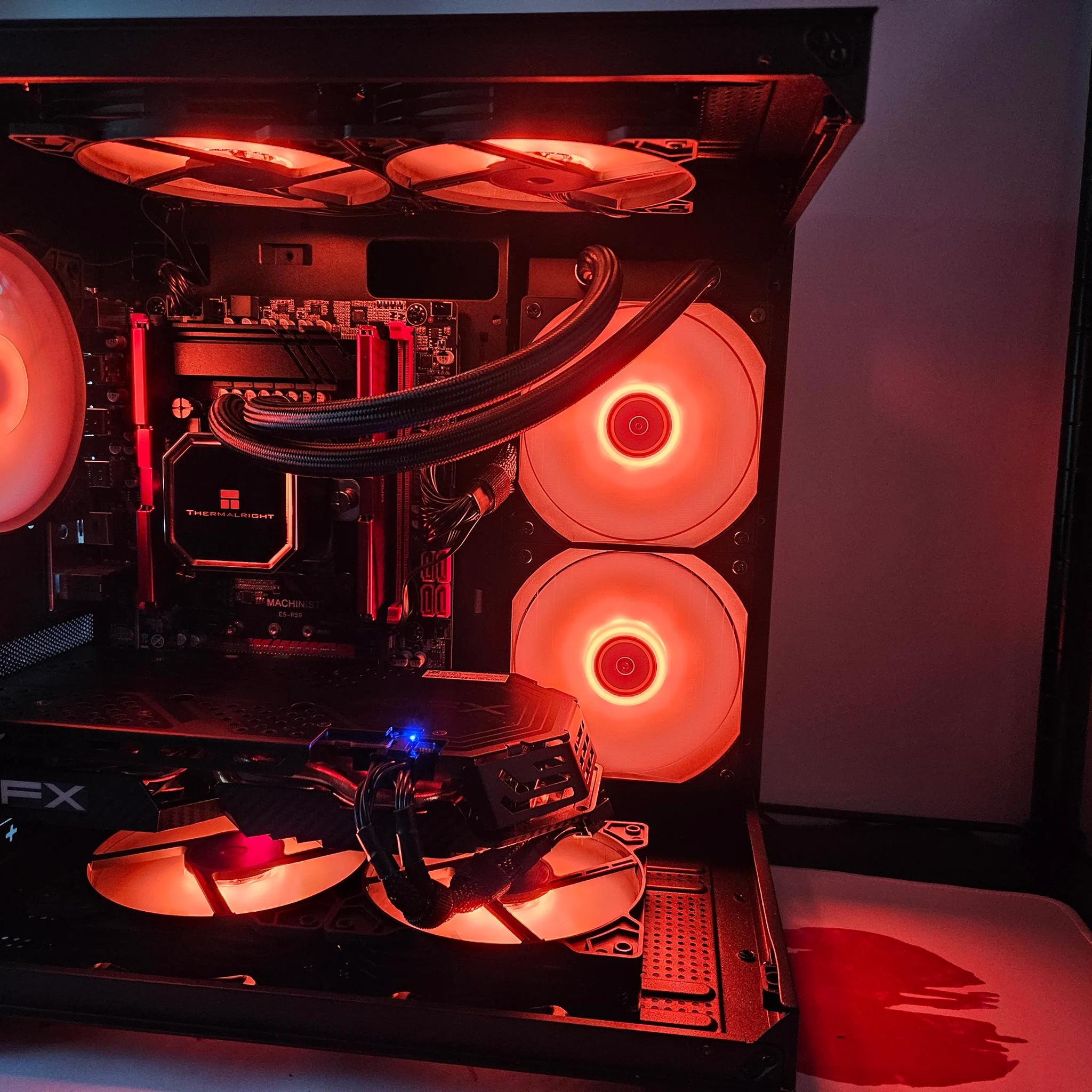Liquid cooled Budget Beast Intel 10 core / 16GB DDR4 / 1TB SSD / RX580 8GB