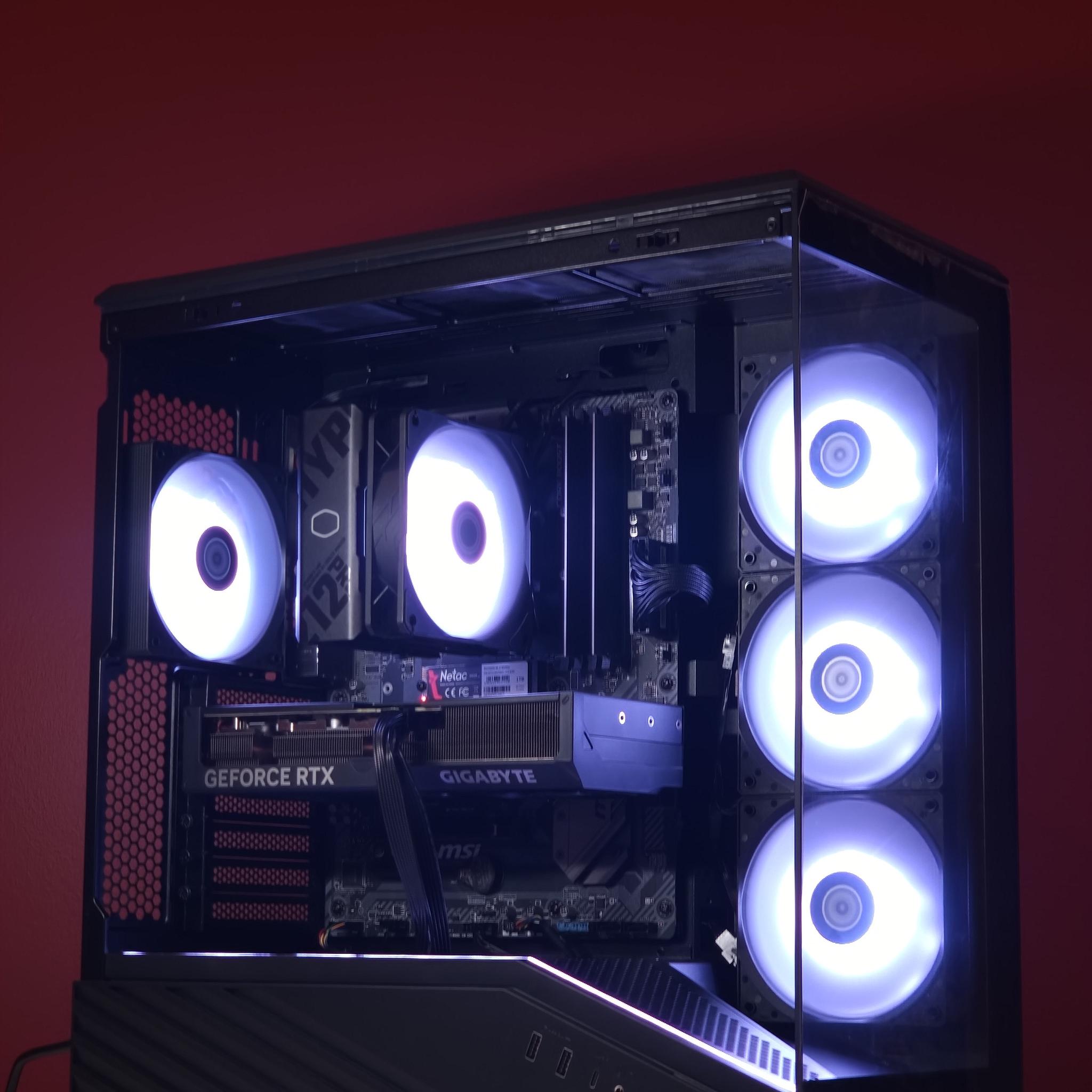 1440p Ultra Gaming PC|RTX 4070|Ryzen 7