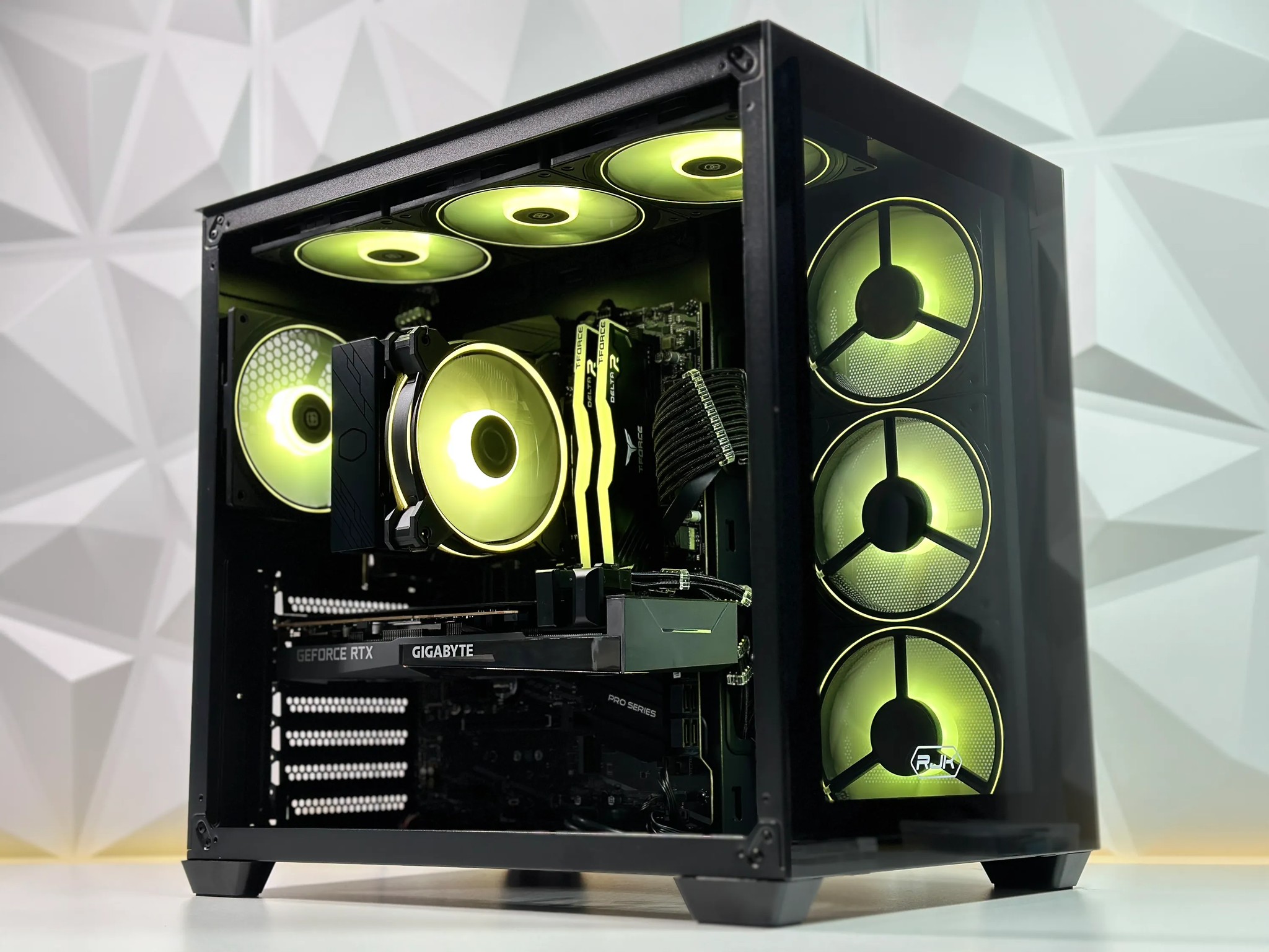 💚✳️Green Star Gaming PC❇️Nvidia RTX 3070 8GB❇️Ryzen 7 5700X 8 core❇️32GB DDR4❇️1TB SSD