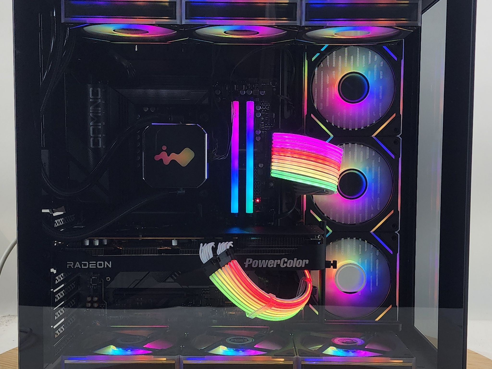 Gaming PC Ryzen 7 9800X3D 32GB RAM 2TB SSD RX 9070 XT 16GB Windows 11 Computer