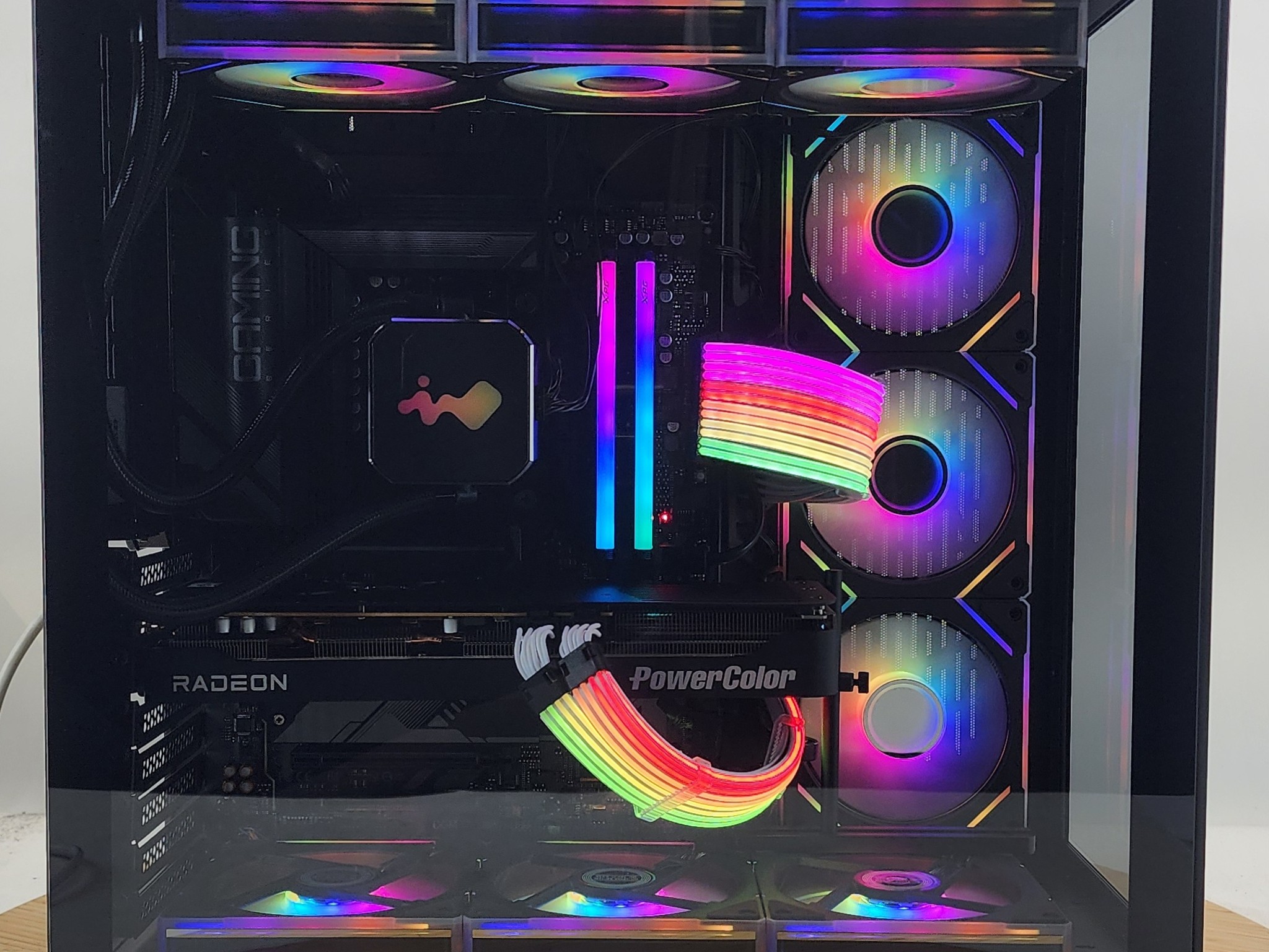 Gaming PC Ryzen 7 9800X3D 32GB RAM 2TB SSD RX 9070 XT 16GB Windows 11 Computer