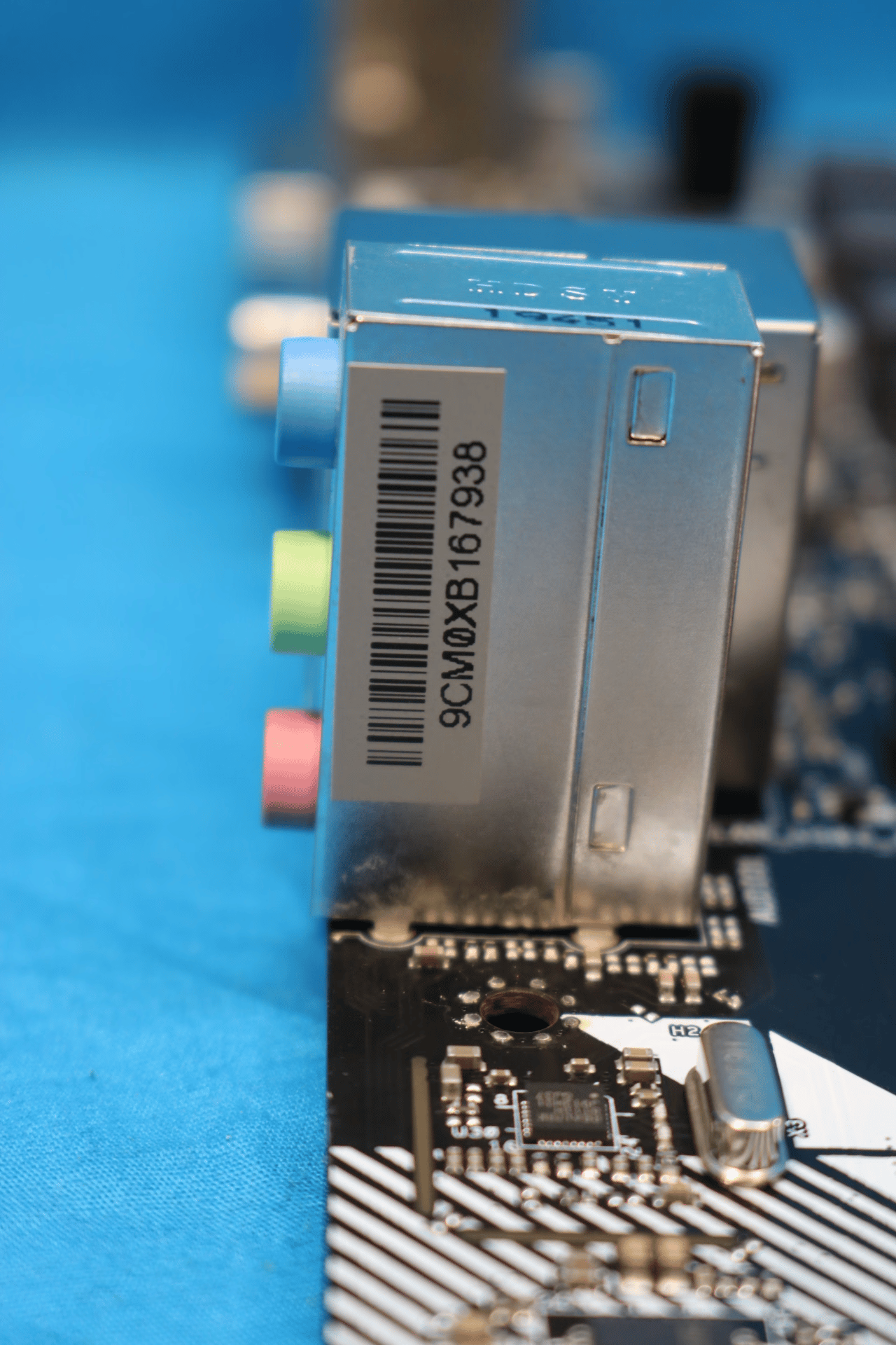 *Newest BIOS Version* ASRock A320M-HDV R4.0 AMD Socket AM4 MicroATX DDR4 Desktop Motherboard & I/O