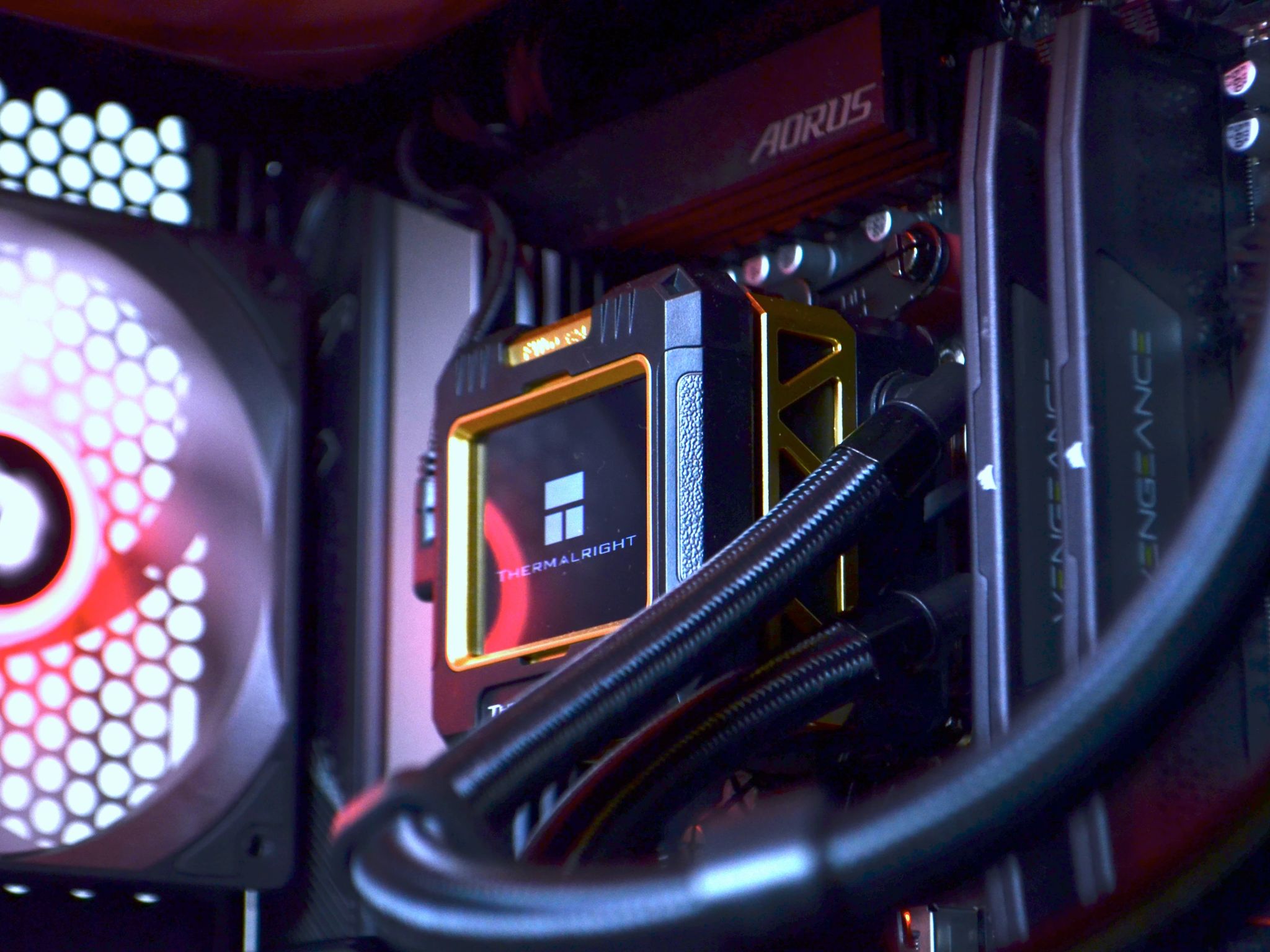 𝗥𝟯𝗗𝗟𝗜𝗡𝗘x3D ⚡ Ryzen 7 7800x3d, RTX 5070, 32GB RAM, 1TB NVME ⚡1440p Gaming / Content Creation PC