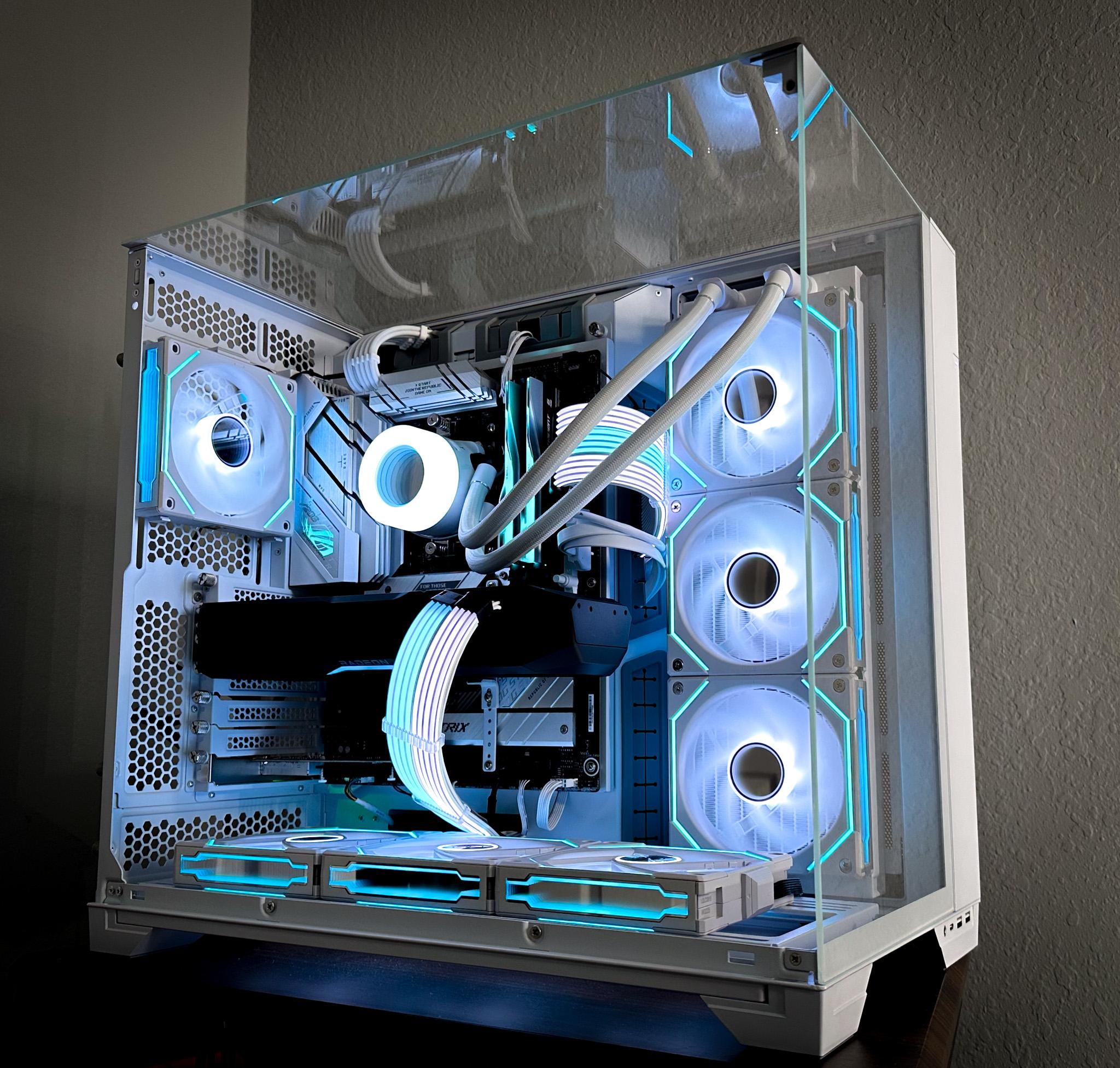 Ryzen 7 7700X|Radeon 7900 XTX 24 Gb in O11 Vision