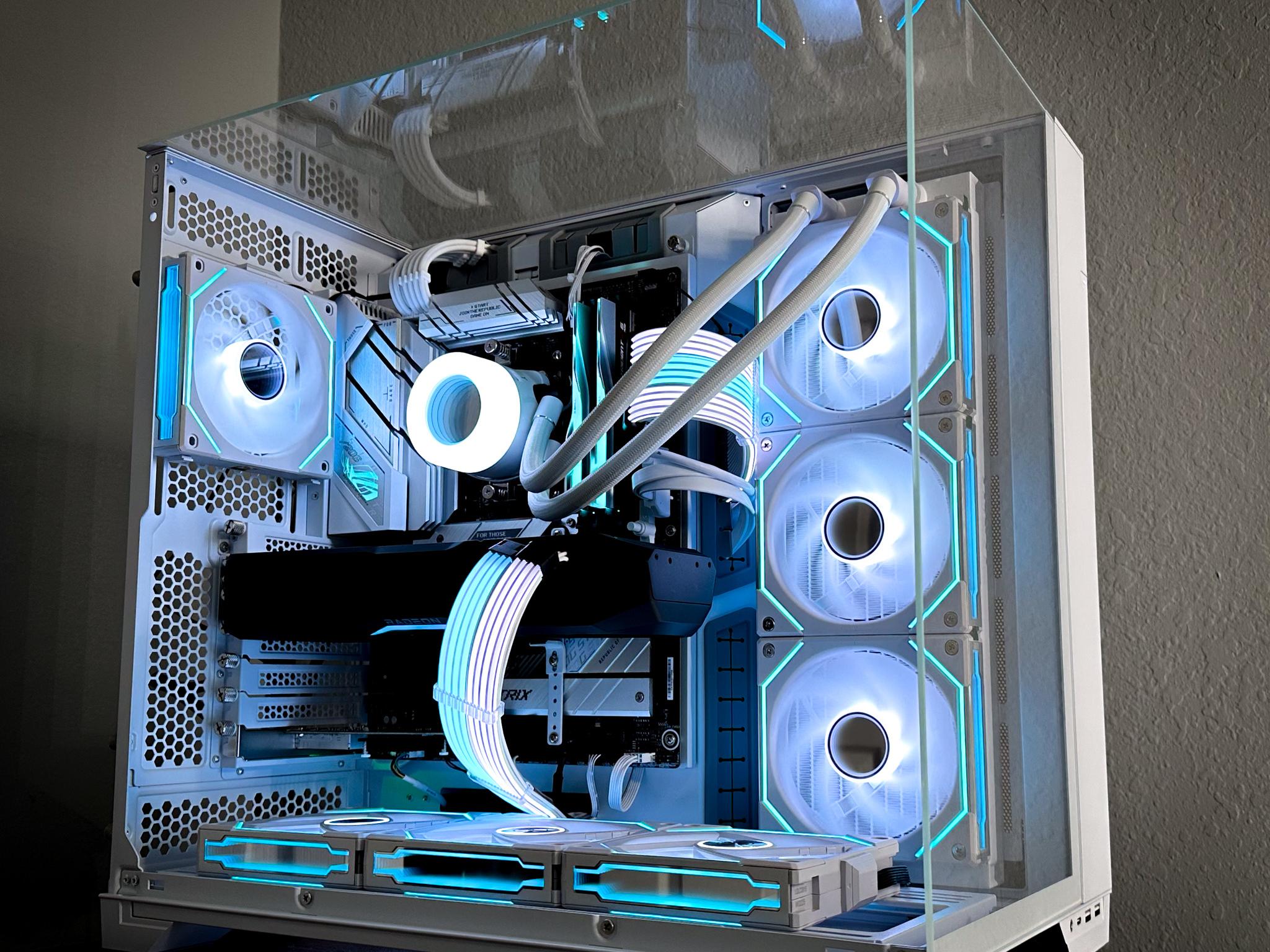 Ryzen 7 7700X|Radeon 7900 XTX 24 Gb in O11 Vision
