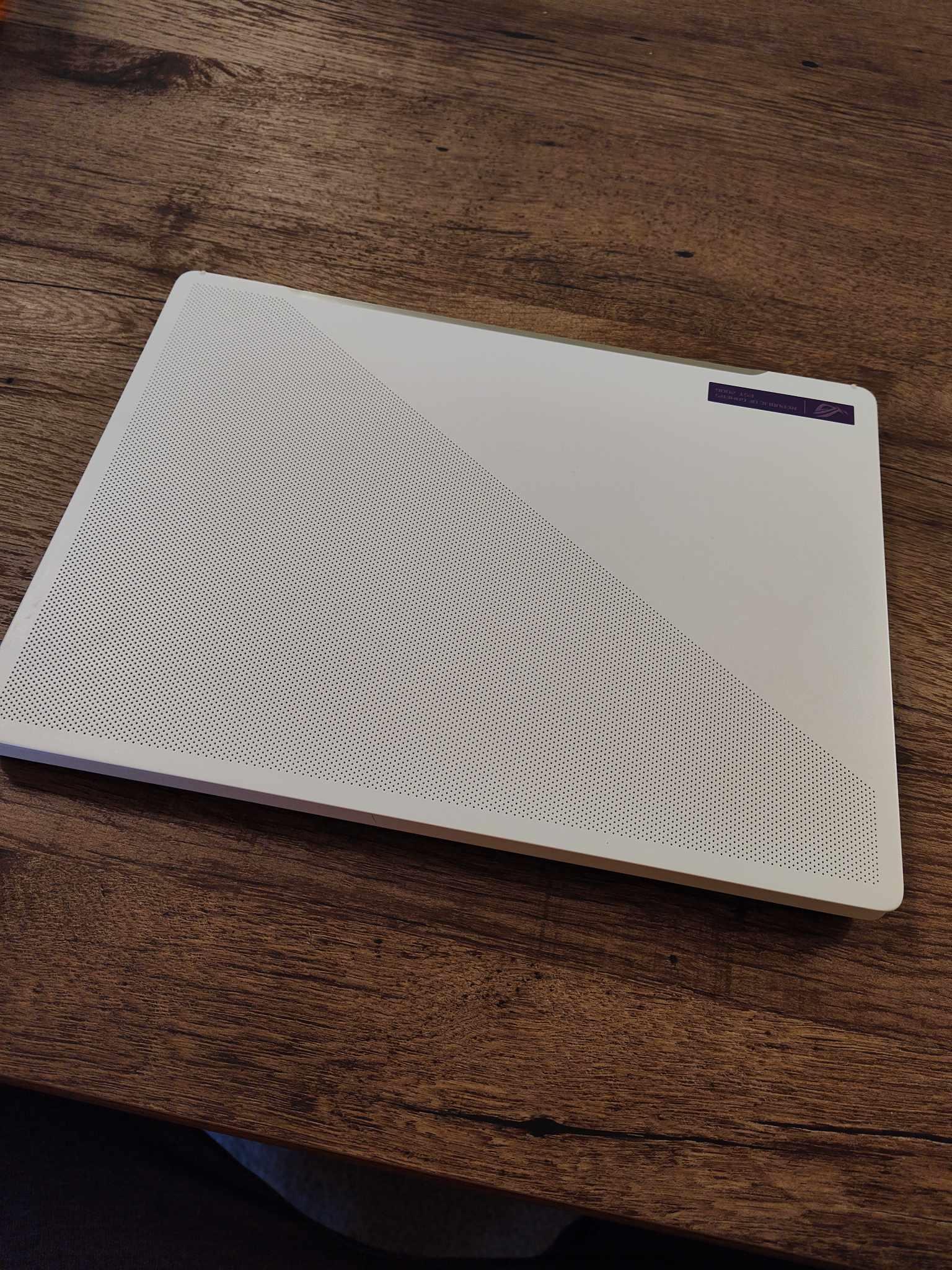 ASUS ROG Zephyrus G14