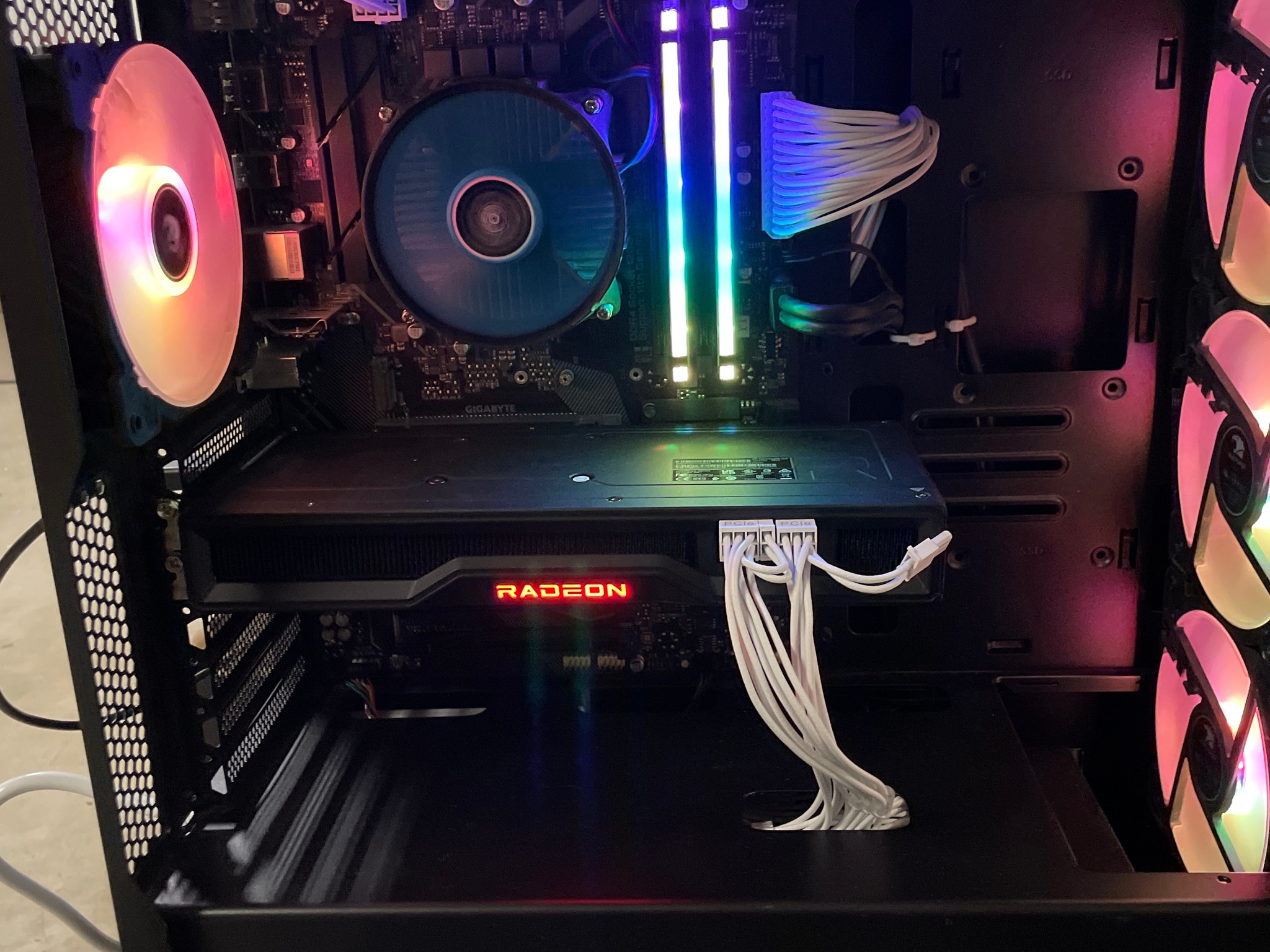 Higher-end Gaming PC (i7-11700f & RX 6750 XT!!)