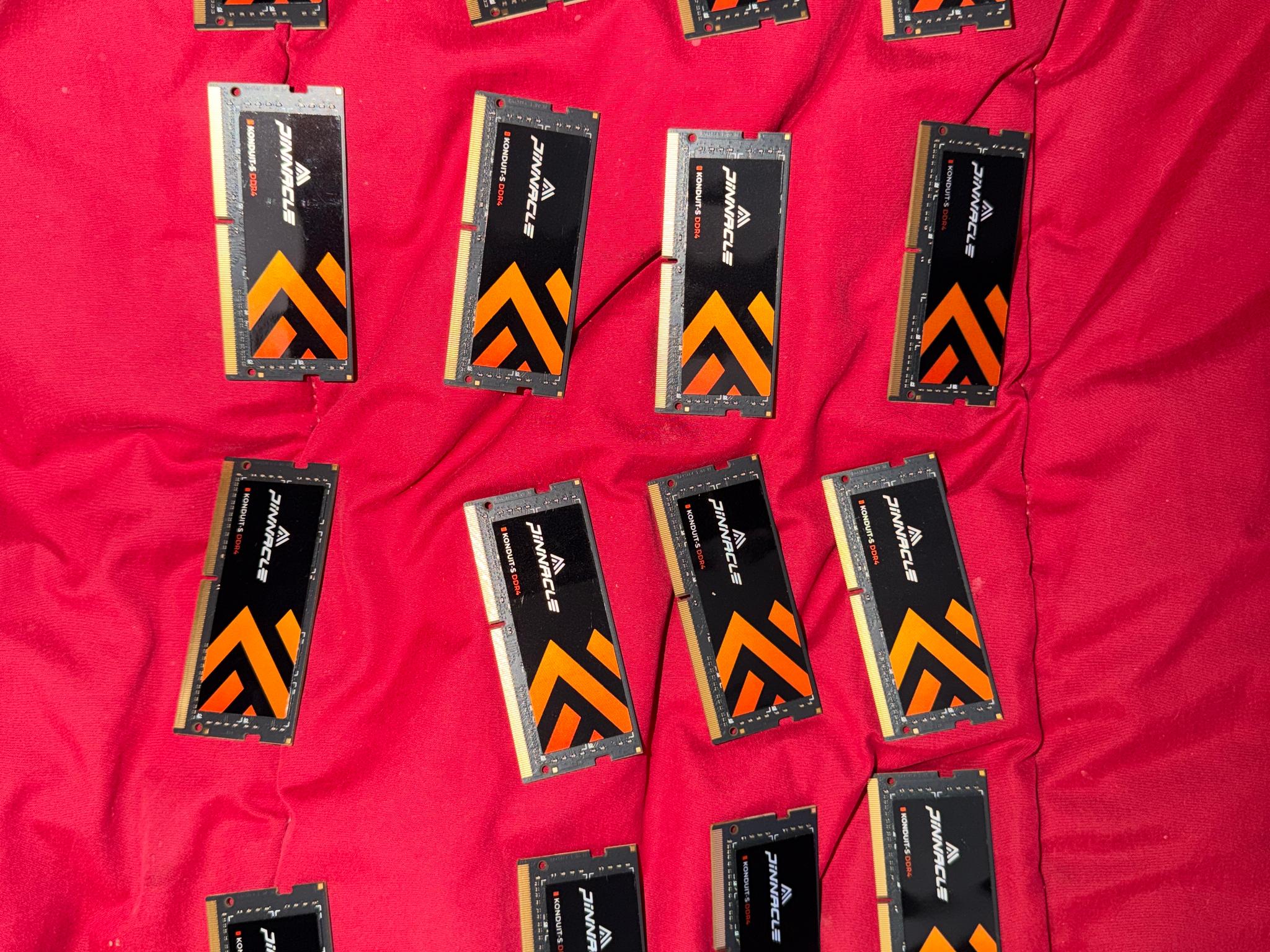 32GB DDR4 3200 CL22 Dual Channel Kit 16GBx2 Pinnacle Timetec