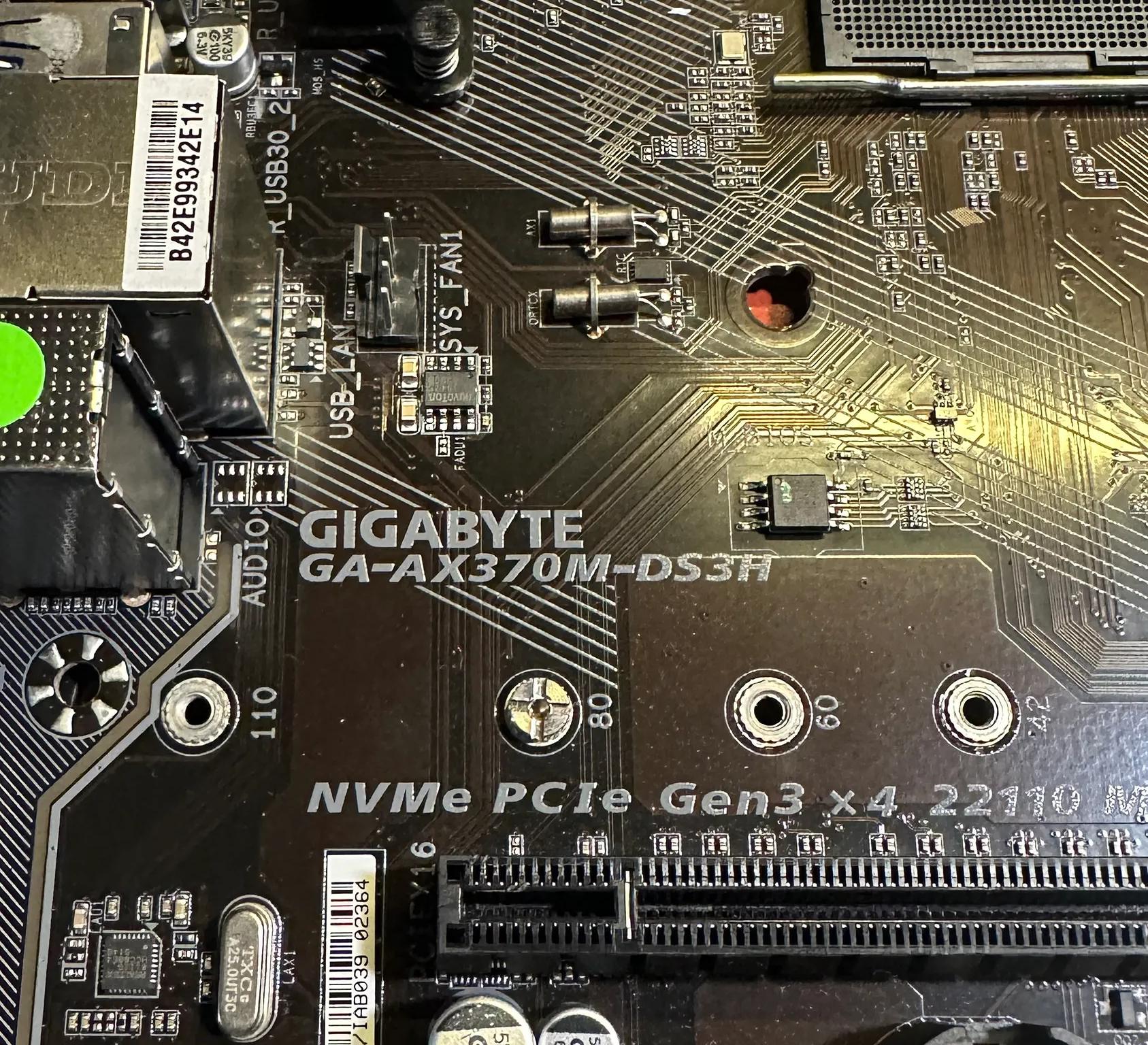 GIGABYTE AX370M-DS3H AMD AM4 MATX Desktop Motherboard (AS-IS) Free Shipping