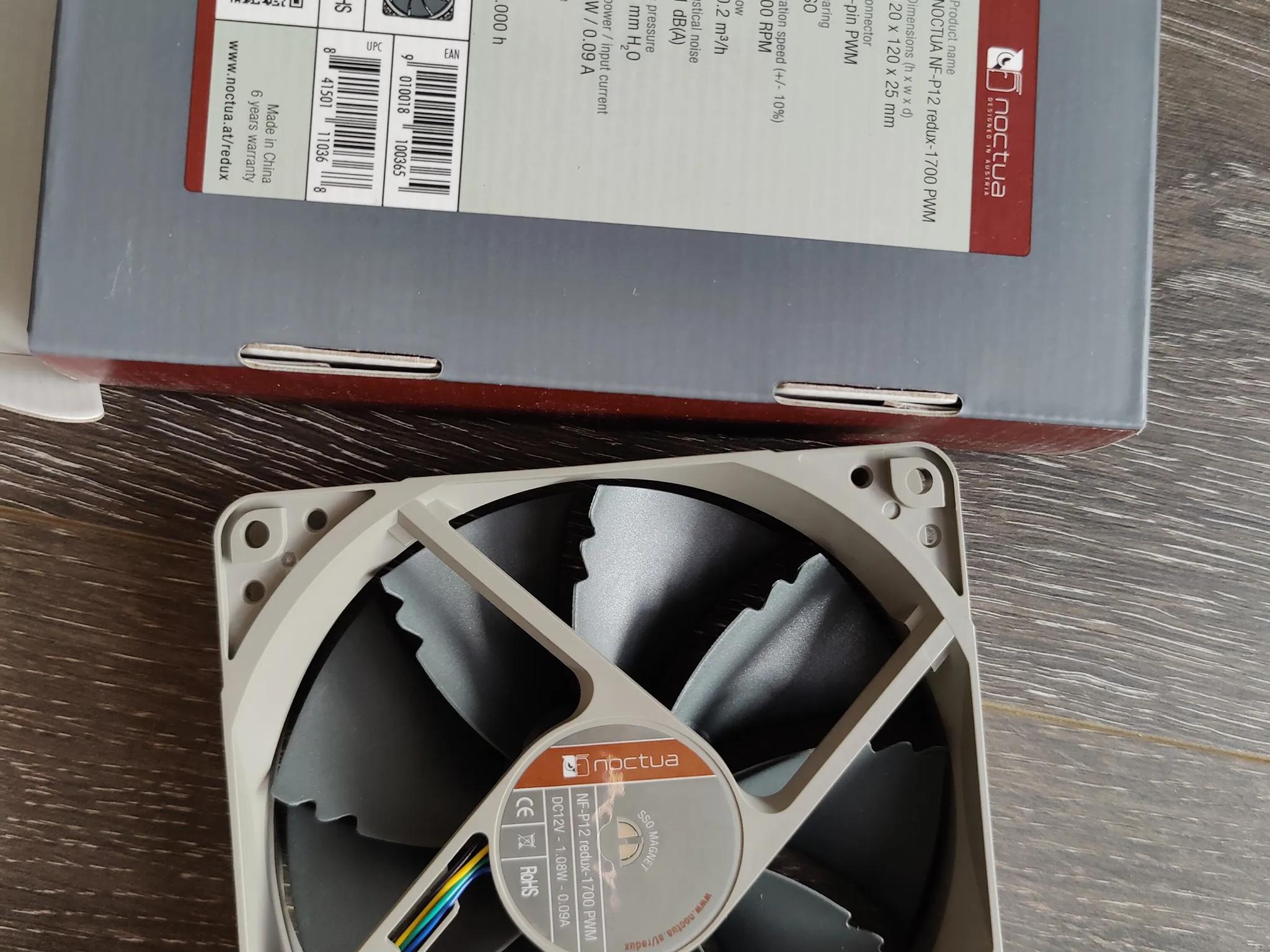 Noctua NF -P12 1700 RPM
