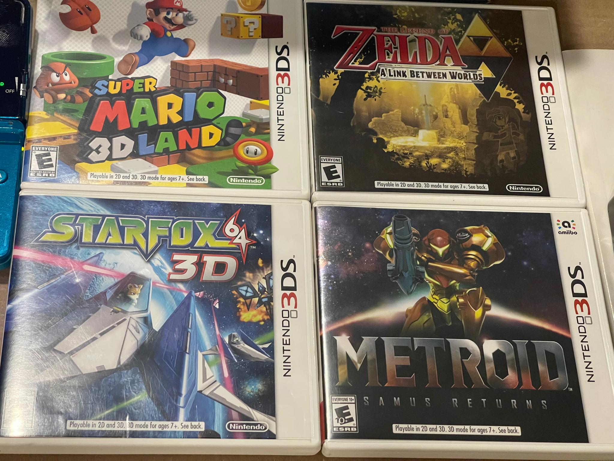 Used, Nintendo 3DS, Aqua Blue, + Games