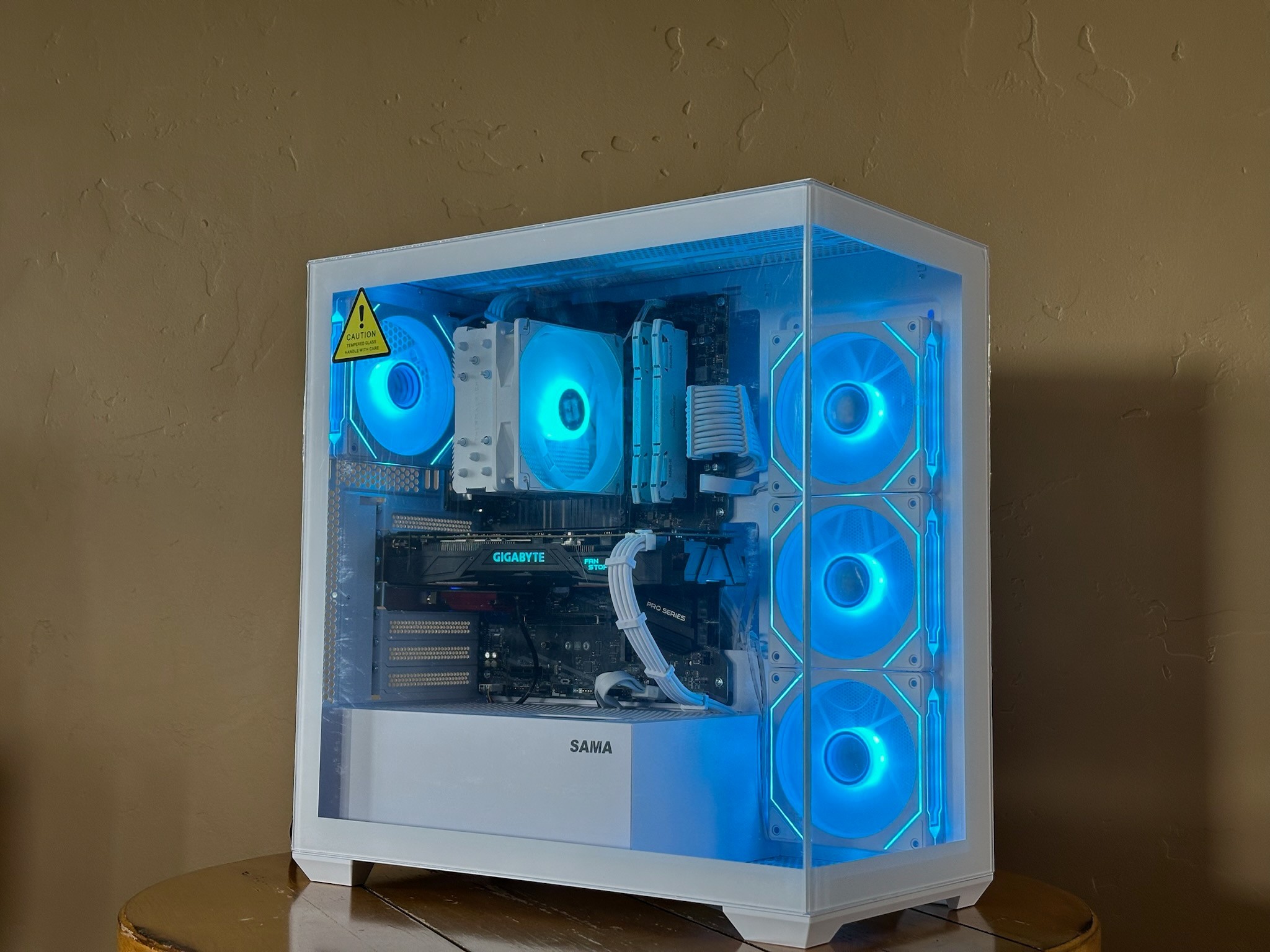 GTX 1080, Ryzen 5 5500, 16 GB RAM, 1TB Storge, Custom Gaming PC