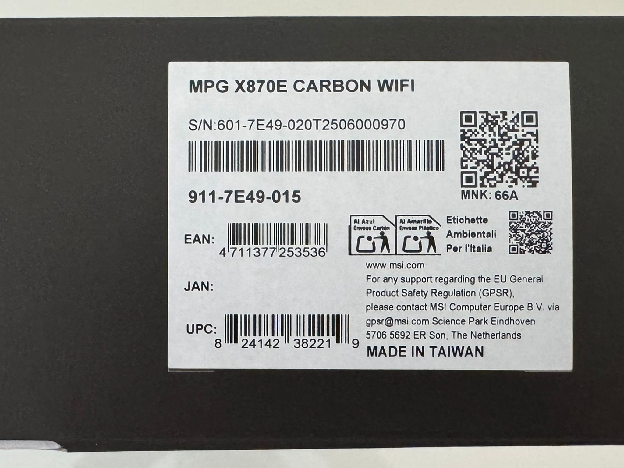 New MSI MPG X870E CARBON WIFI AMD AM5 ATX Motherboard - WiFi 7, 4x M.2, PCIe 5.0, USB 4.0