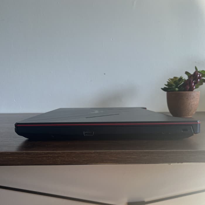 GTX 1650 F15 Gaming laptop Immaculate condition