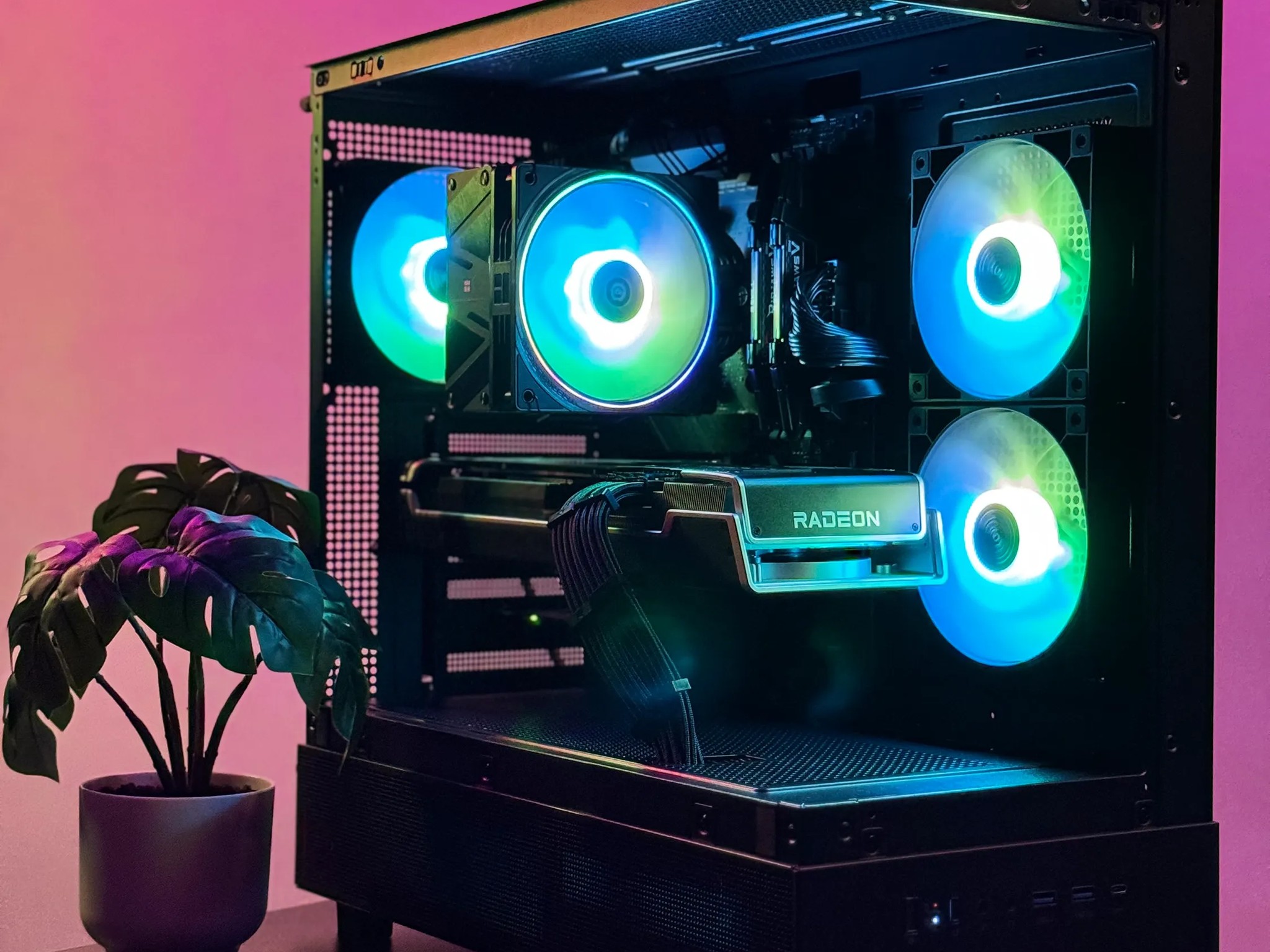 Swift XR- Radeon RX 6750 XT 12 GB VRAM, AMD Ryzen 5 5600X, ROG Strix MOBO, 1TB SSD, 32GB RAM, 750w