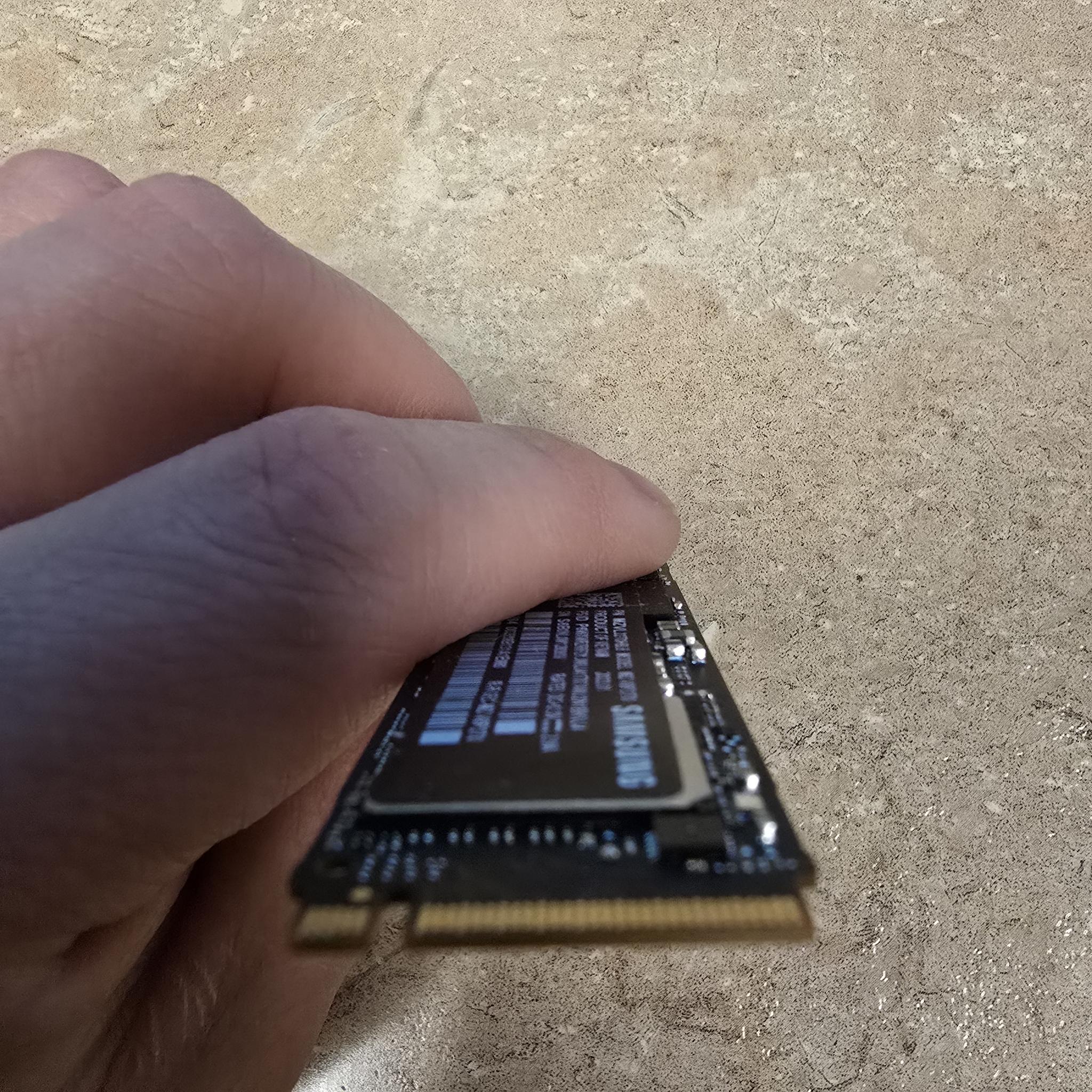 2TB Samsung 980 PRO PCIe 4.0 m.2 SSD