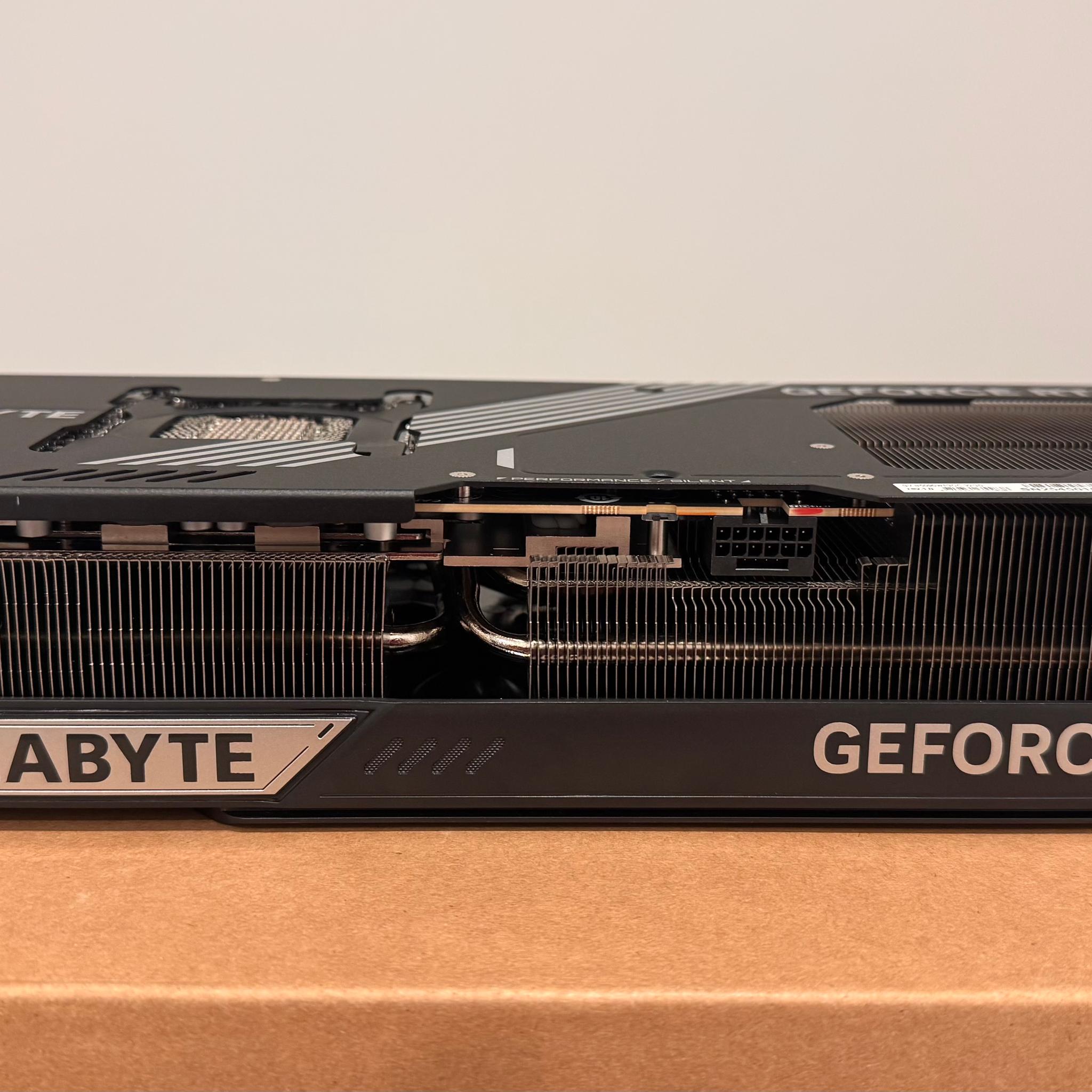 GIGABYTE GeForce RTX 5090 WINDFORCE OC 32G