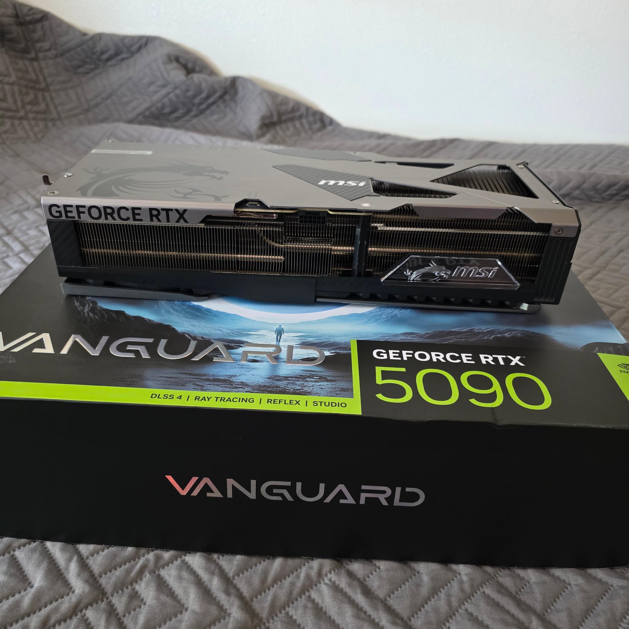 MSI RTX 5090 VANGUARD SOC 32G Light used