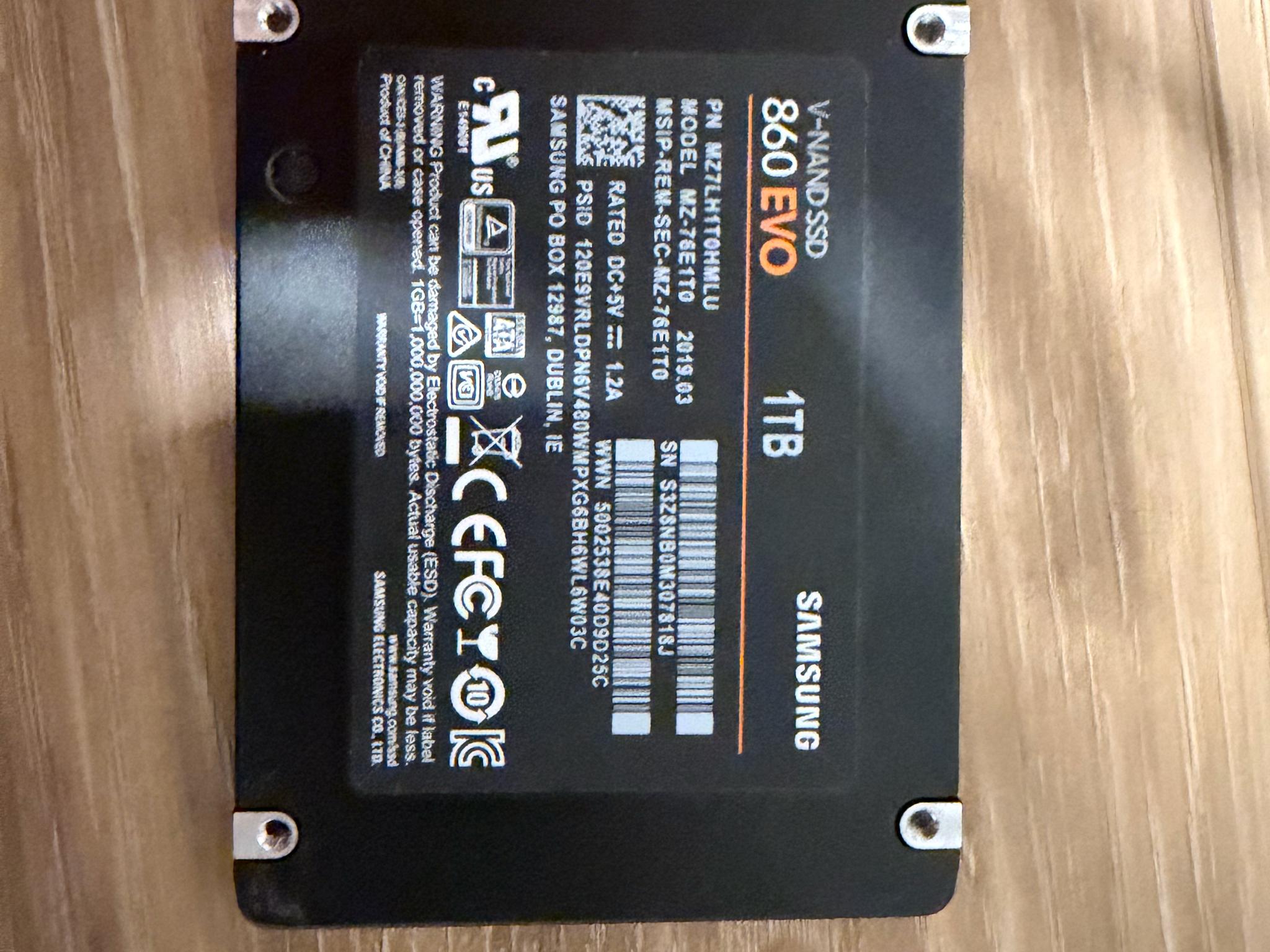 Samsung 860 Evo 1tb Sata SSD With Windows 10 pro activated