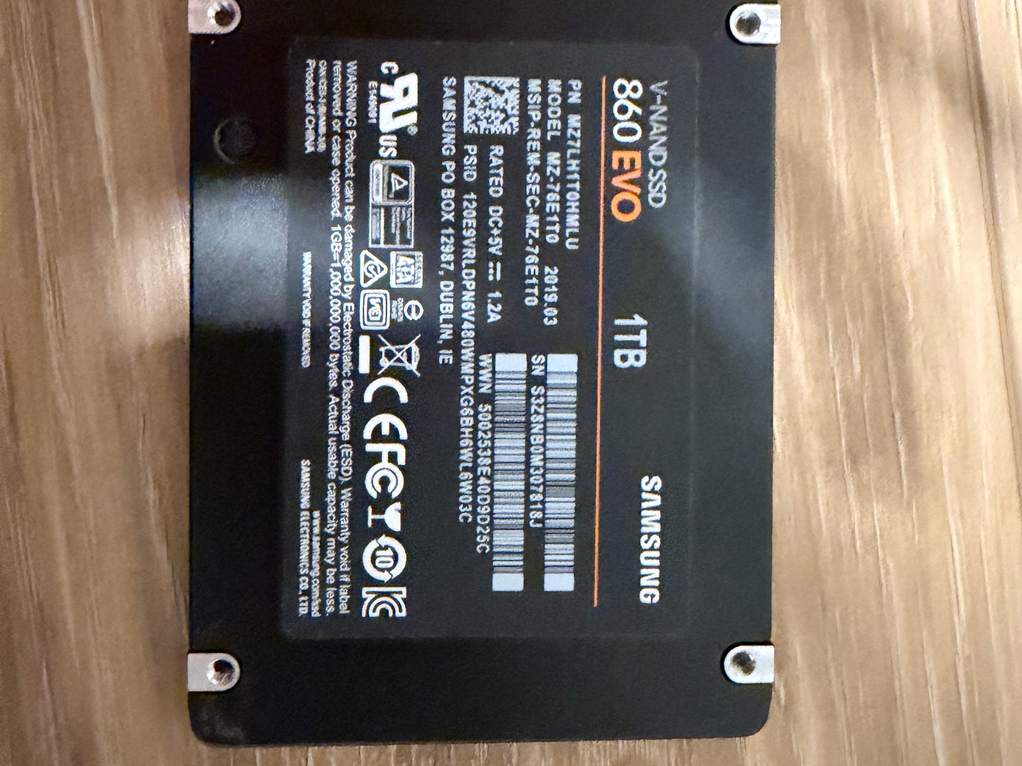 Samsung 860 Evo 1tb Sata SSD With Windows 10 pro activated