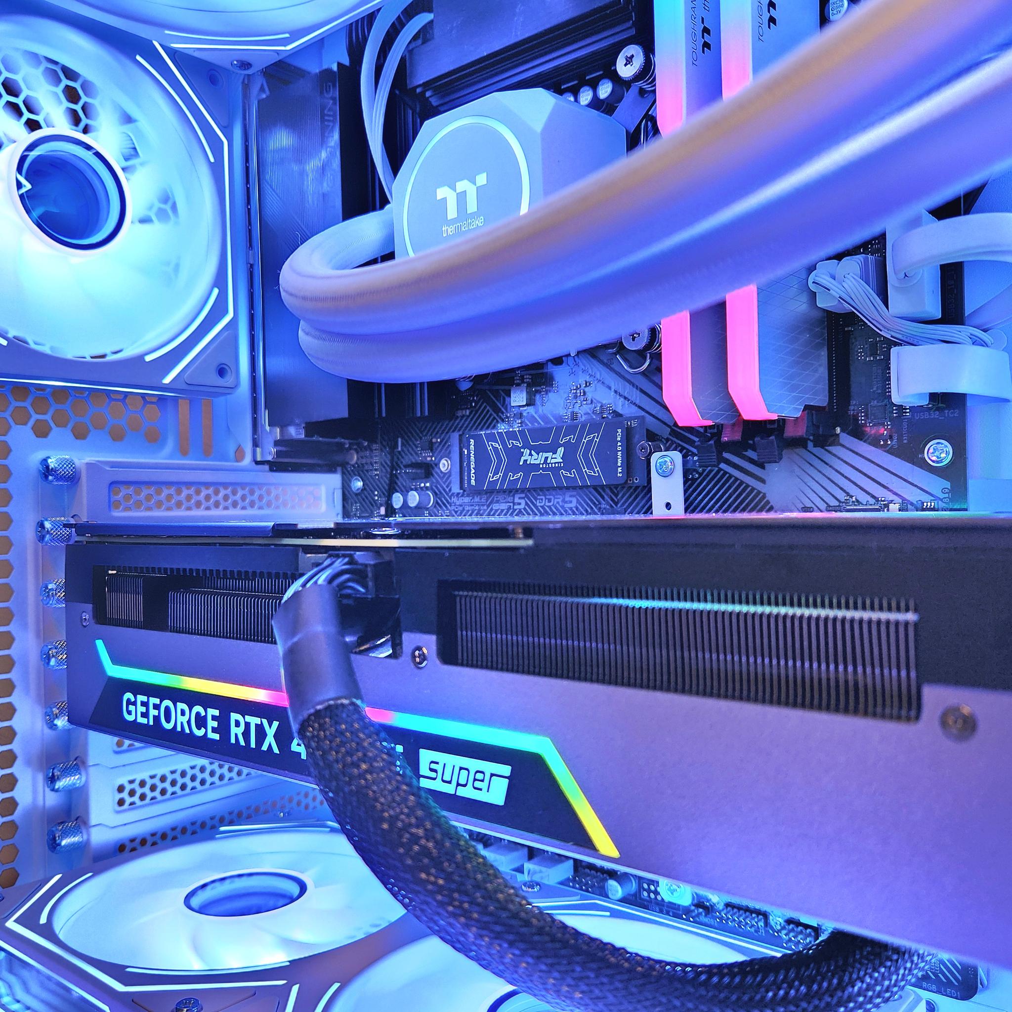 ❄️Arctic Sentinel❄️ | I9 13900KF | RTX 4070 Ti SUPER | 32GB DDR5 | 2TB SSD | 1200W | WINDOWS 11 PRO