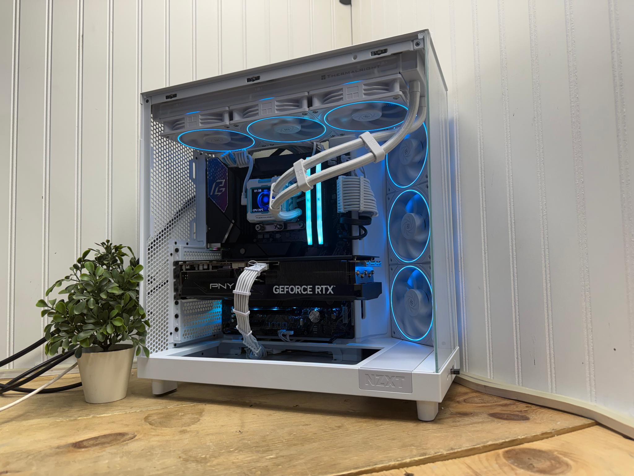 White Warrior 1440/4K  265k/RTX 5070 Ti/2TB nvm/32g DDR5/360mm AIO/850watt psu