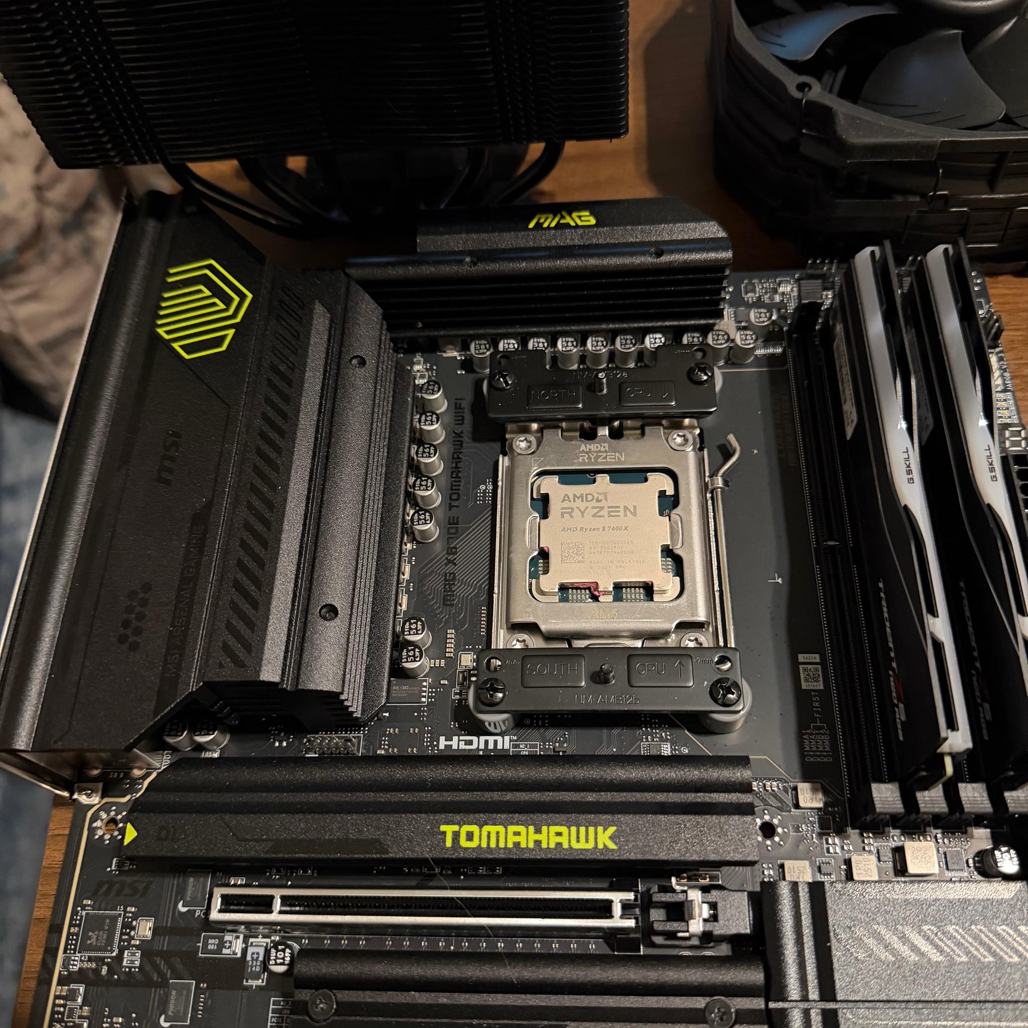 AMD 5 7600X | MSI 870E Tomahawk | 64GB DDR5 G.SKILL Trident | Noctua NH-D15 G2