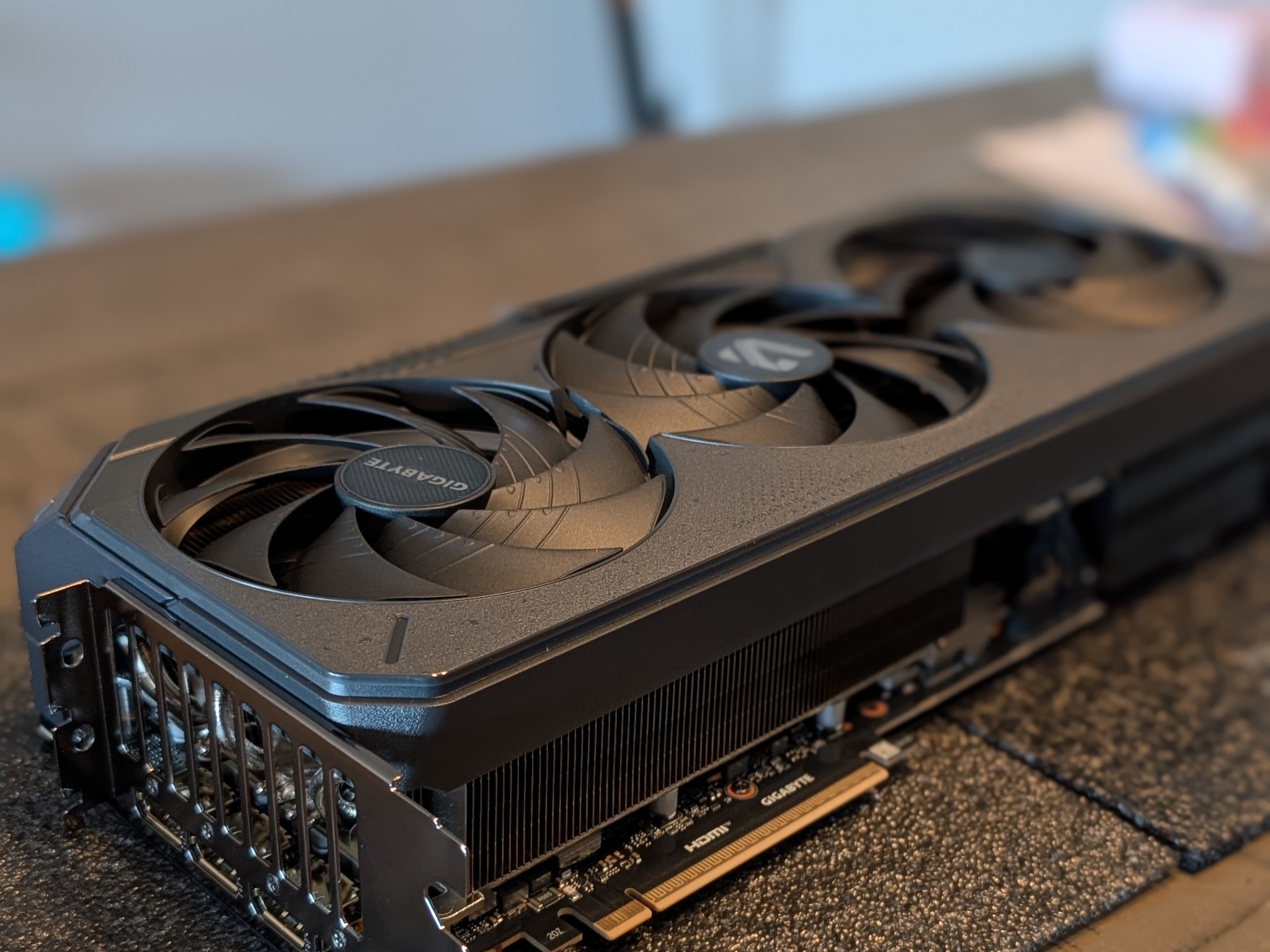 GIGABYTE GeForce RTX 5090 GAMING OC 32G