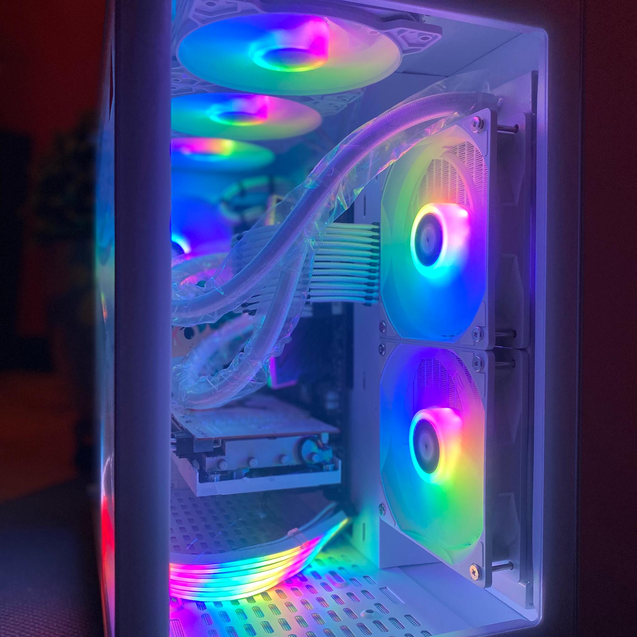 (Liquid-cooled) RX 5700XT| Ryzen 5| 16GB TFoRCE DDR4 RGB RAM| 1TB NVMe SSD| Windows 11 PRO w/ Deku💫