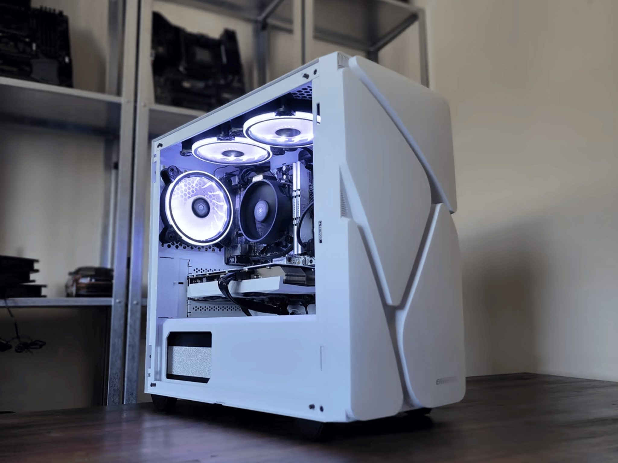 AMD Ryzen 5 2600X // Nvidia GeForce RTX 3050 // T-Create 16GB 3200MHz