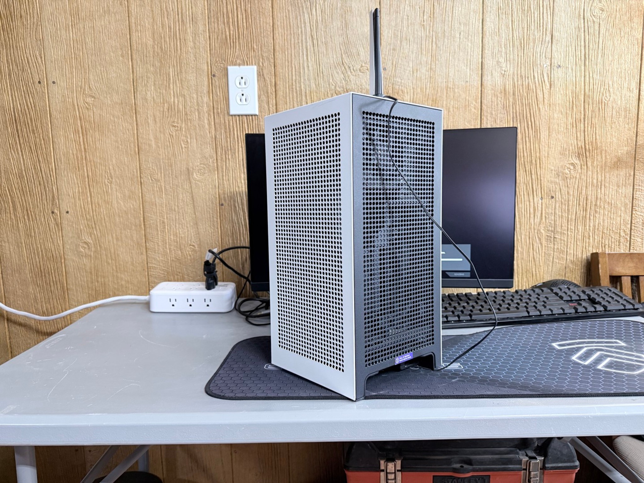 NZXT H1 Gen 2 Gaming / Production Beast! - 5950X, RTX 3070 TI, 32GB DDR 4 4000, 2 TB NVME