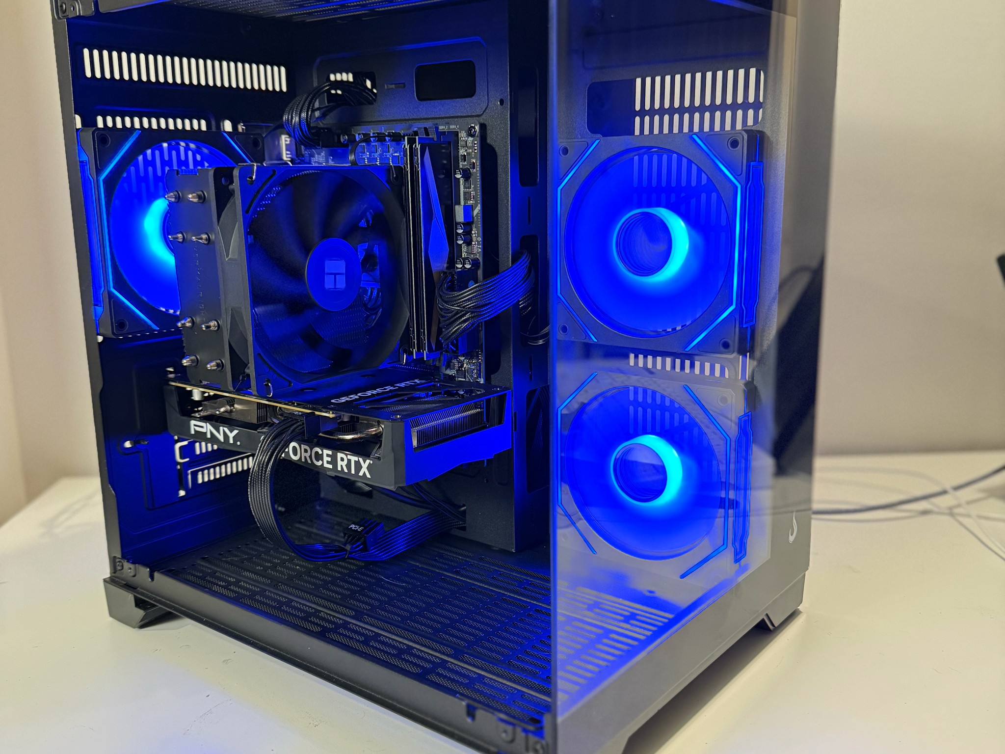 RTX 4060 | Intel i5 13400F | 16gb DDR4 | 1tb NVME⚡
