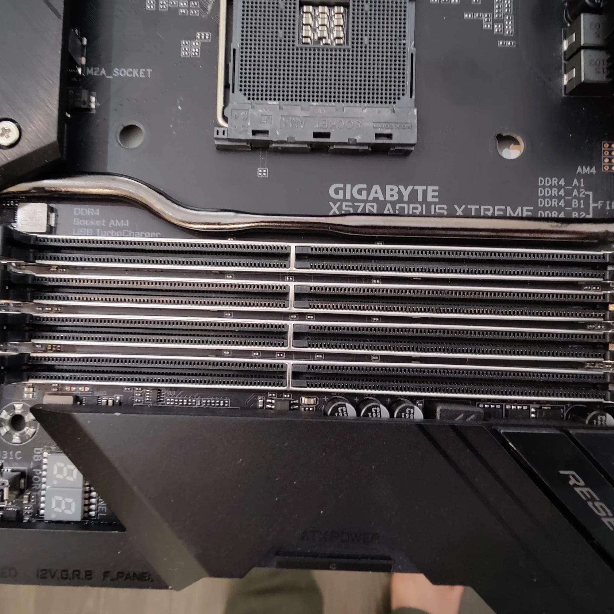 Gigabyte X570 Extreme