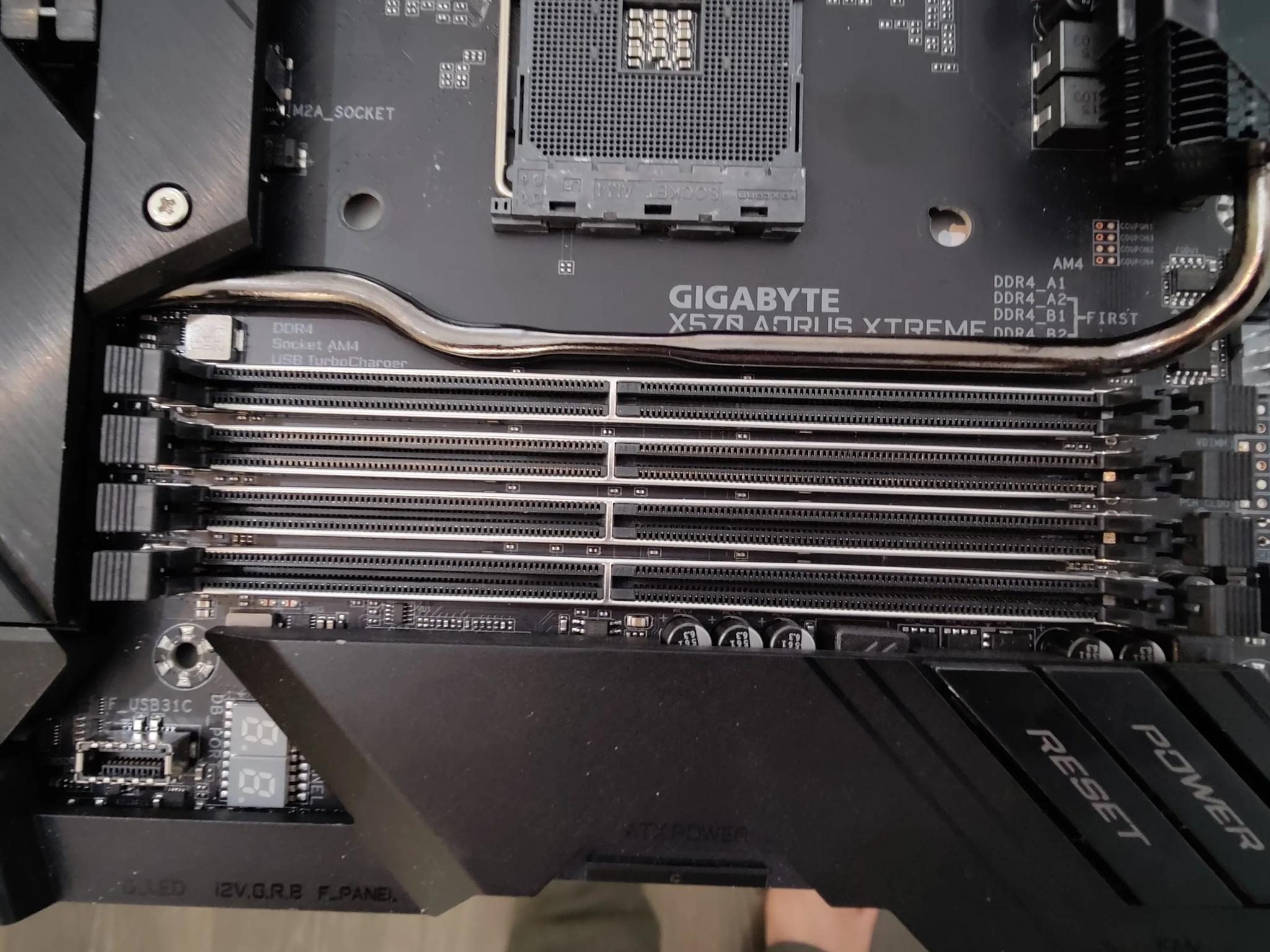 Gigabyte X570 Extreme