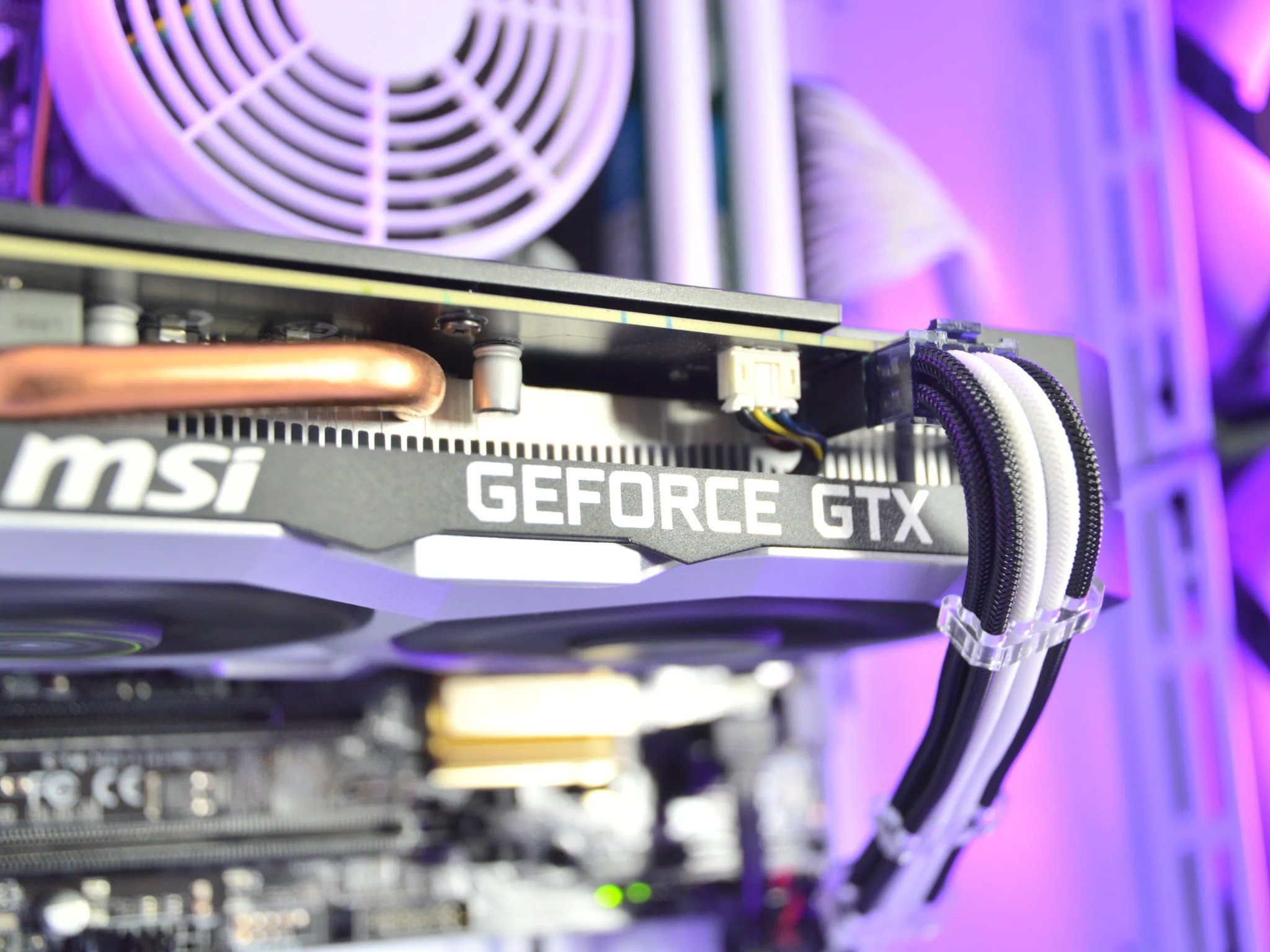 ⚫🧊| GTX 1660 Ti 6GB | INTEL i7-7700 | 16GB DDR4 RAM | 512GB SATA SSD | Black Ice |