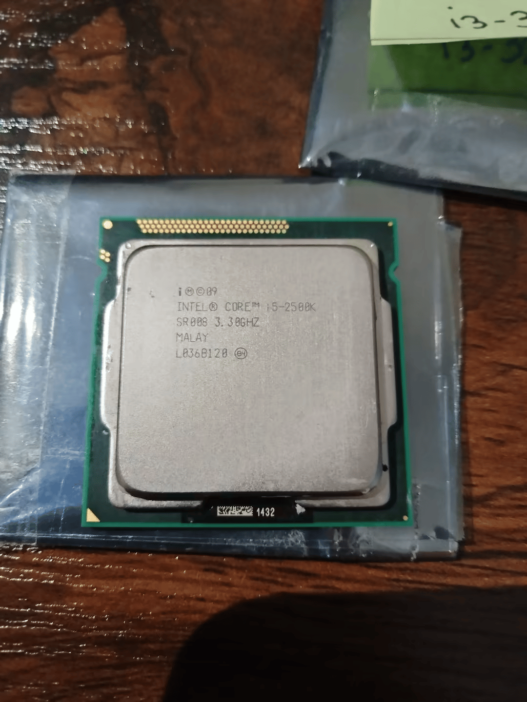 Intel Core i5-2500k Quad Core CPU 3.3GHz W/ Cooler