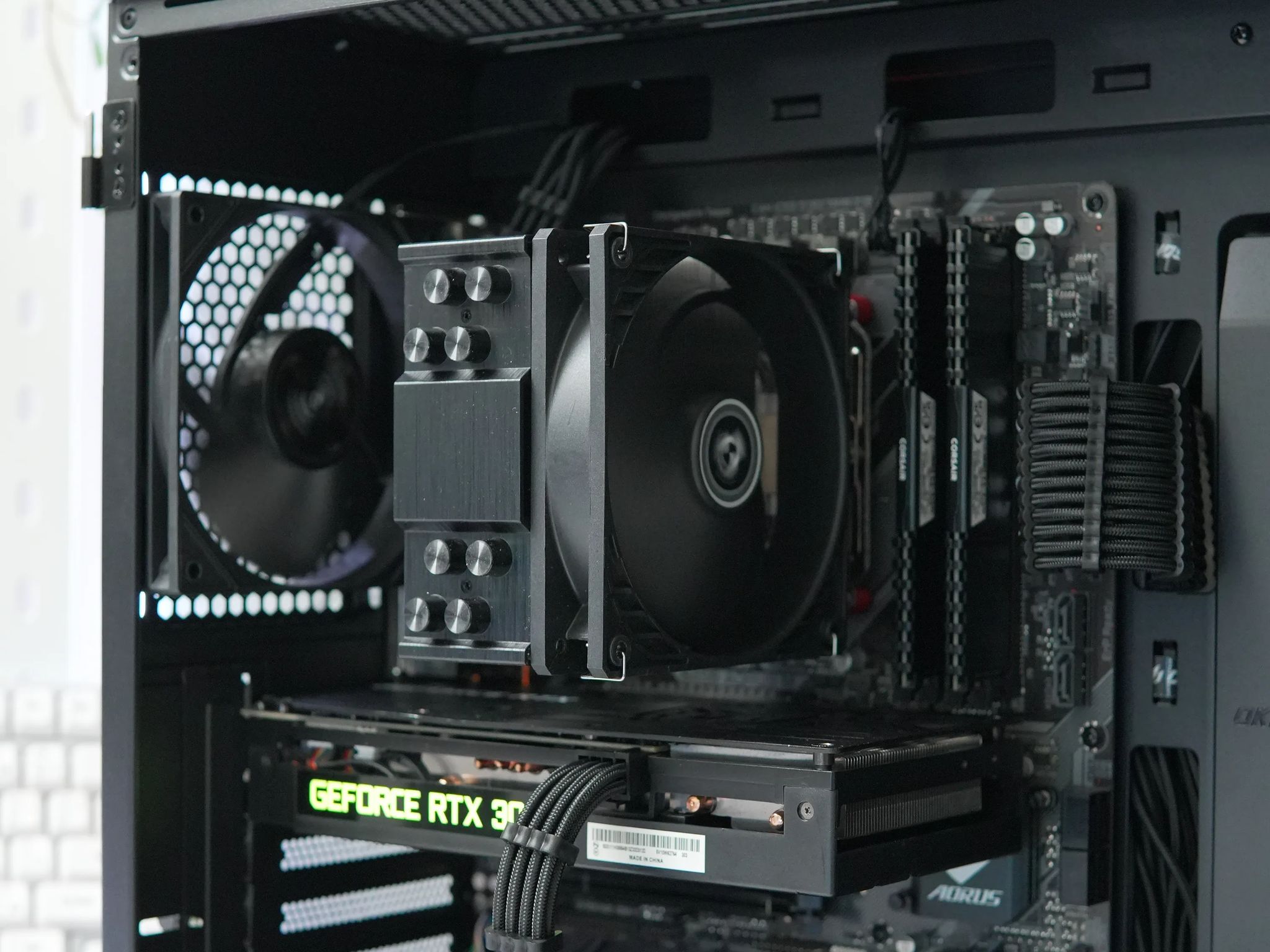 Black Ops 6 Ready! RTX 3060 + RYZEN 5 + 16GB RAM + WIFI!
