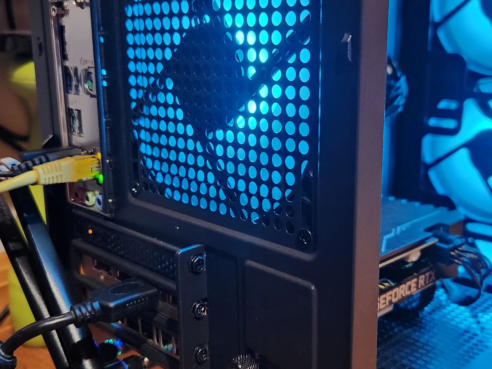 BUDGET GAMING PC Ryzen 5 3600, RTX 2060, 16GB DDR4, 512GB M.2 SSD