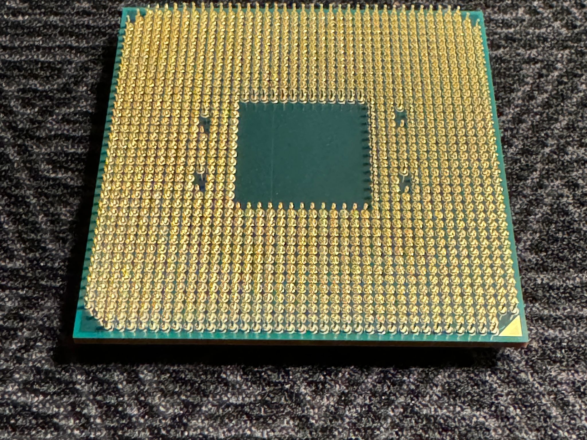 RYZEN 7 5700X3D