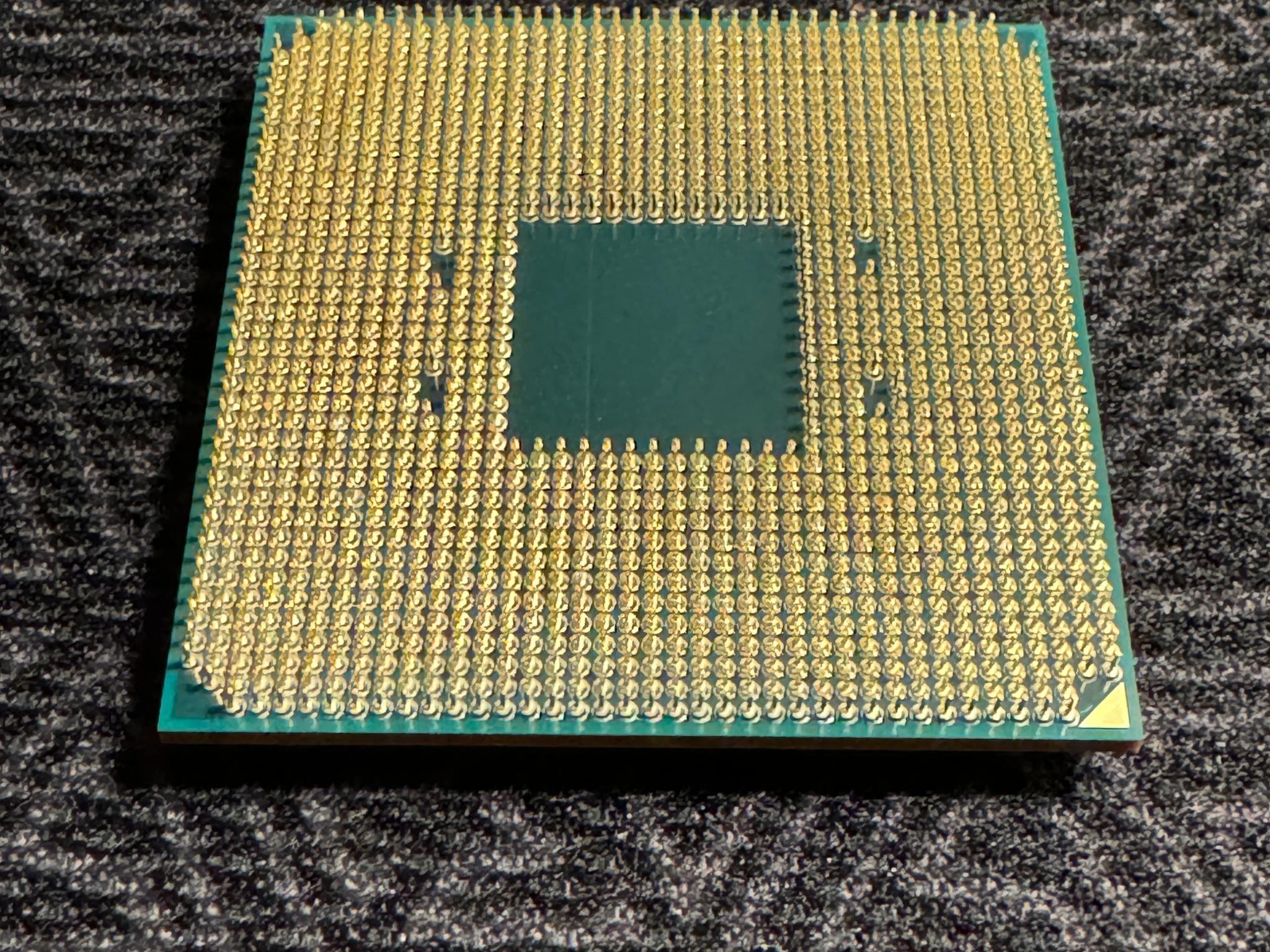 RYZEN 7 5700X3D