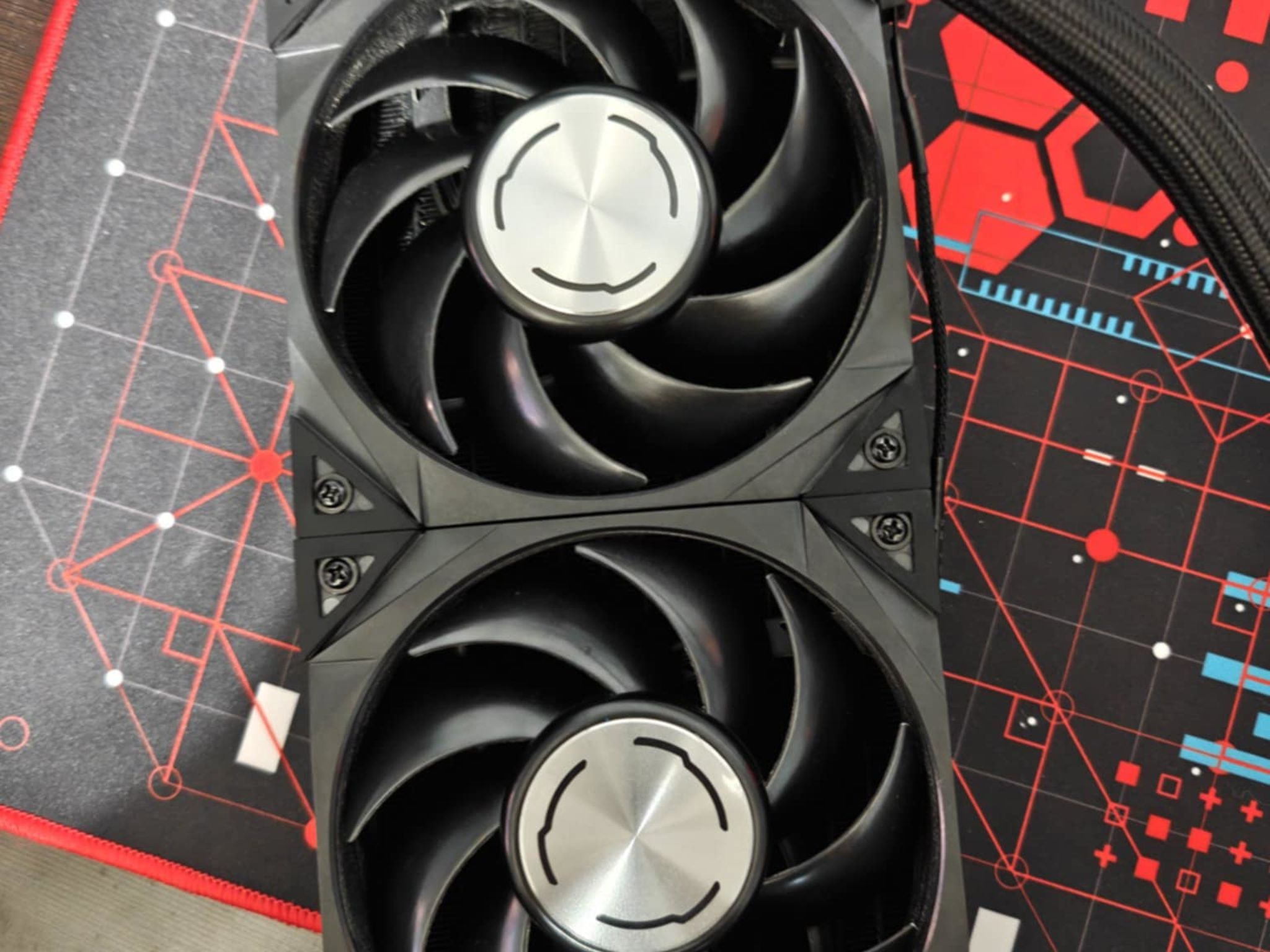 NVIDIA GeForce RTX 4090 Suprim Liquid X 24GB