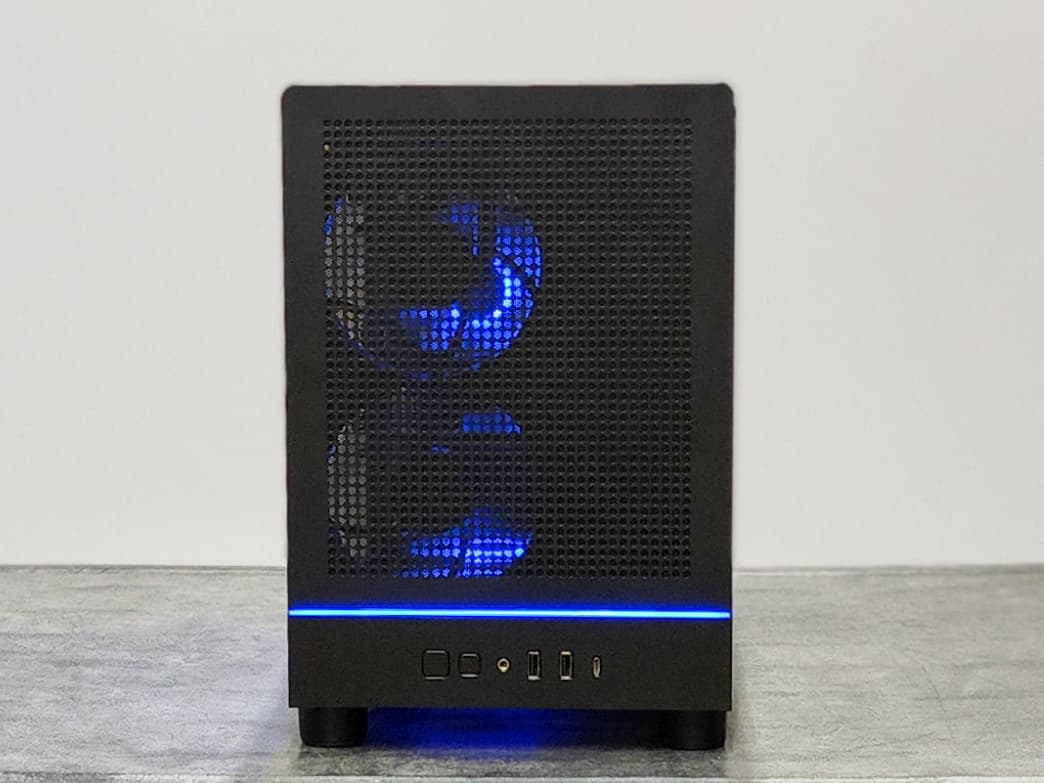 Custom 🎮🎥 Gaming & Streaming PC | RTX 5070 TI 16GB | Ryzen 7 7800X3D | 2TB SSD | 32GB DDR5