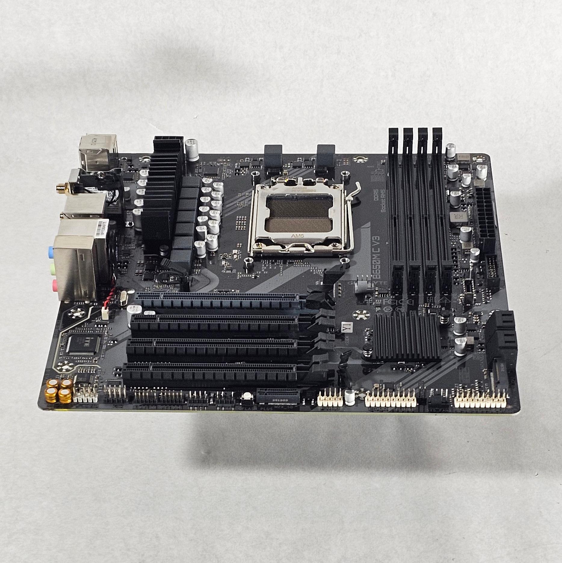 Gigabyte B650M C V3 AMD AM5 DDR5 mATX Motherboard