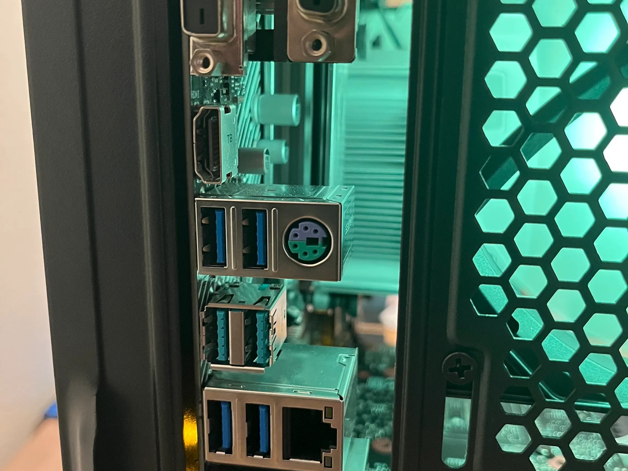 Gaming PC! (GTX 1060 + Ryzen 5 + 16GB) Black Friday Sale!